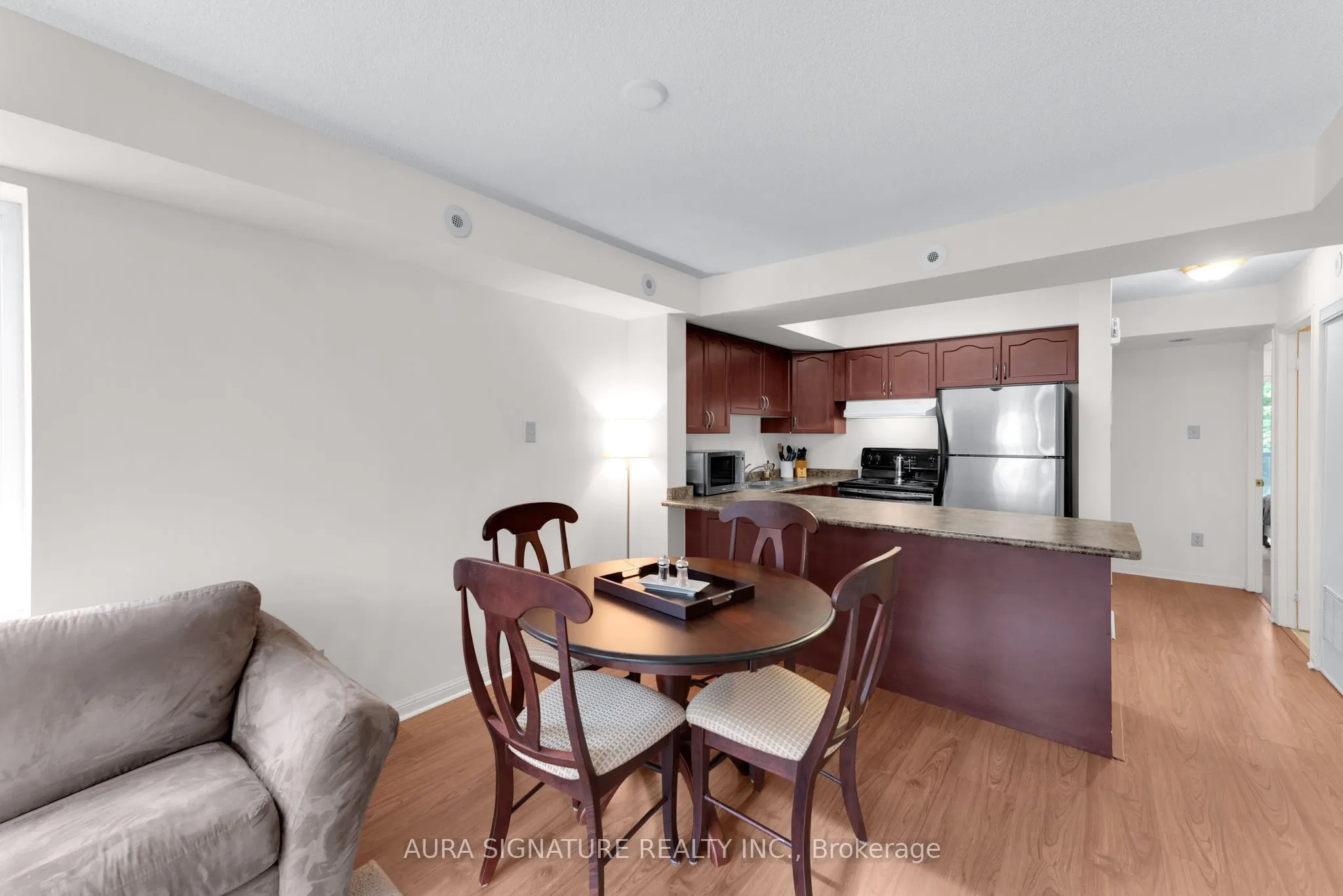 105 George Appleton Way #2142