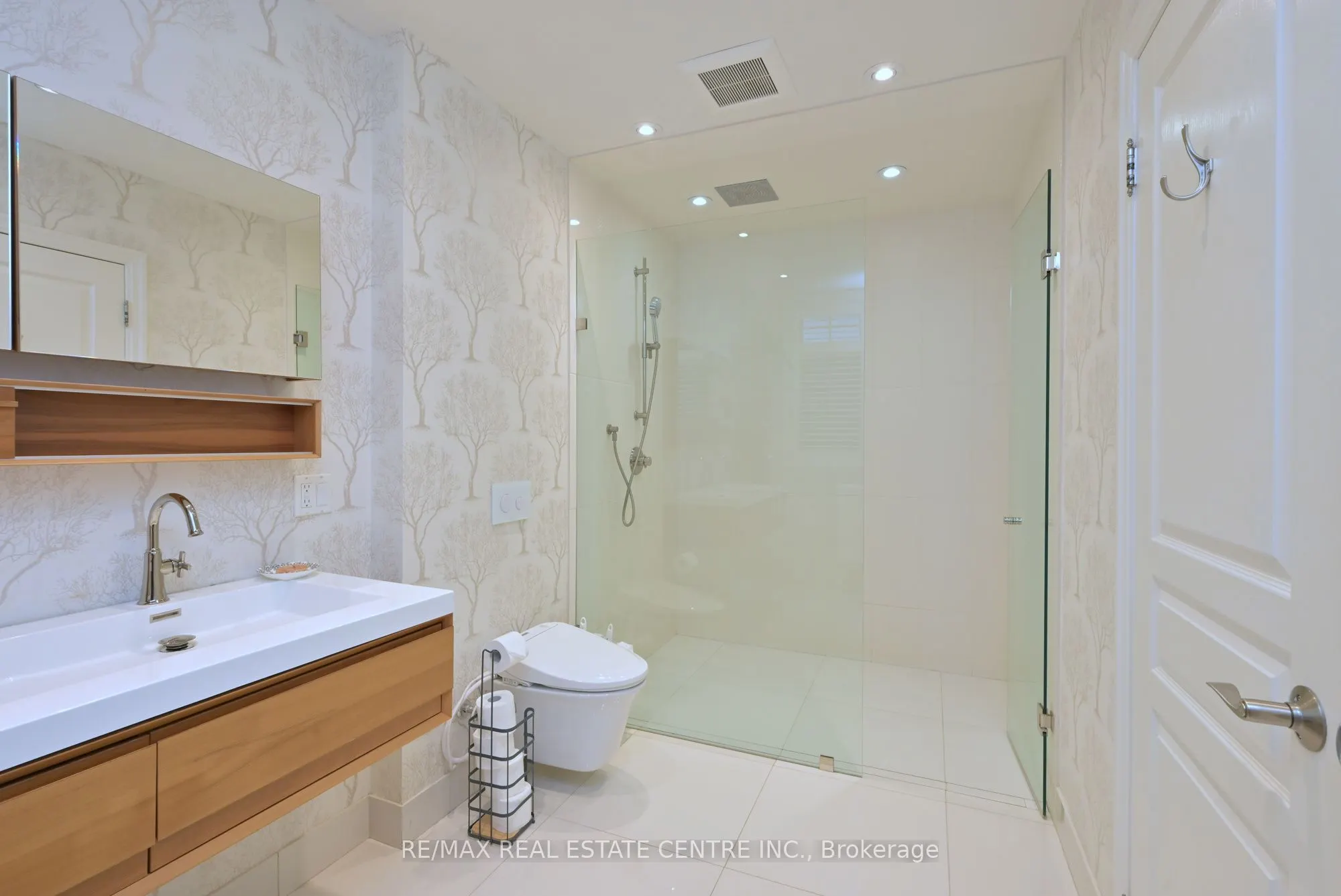 68 Compass Way #43