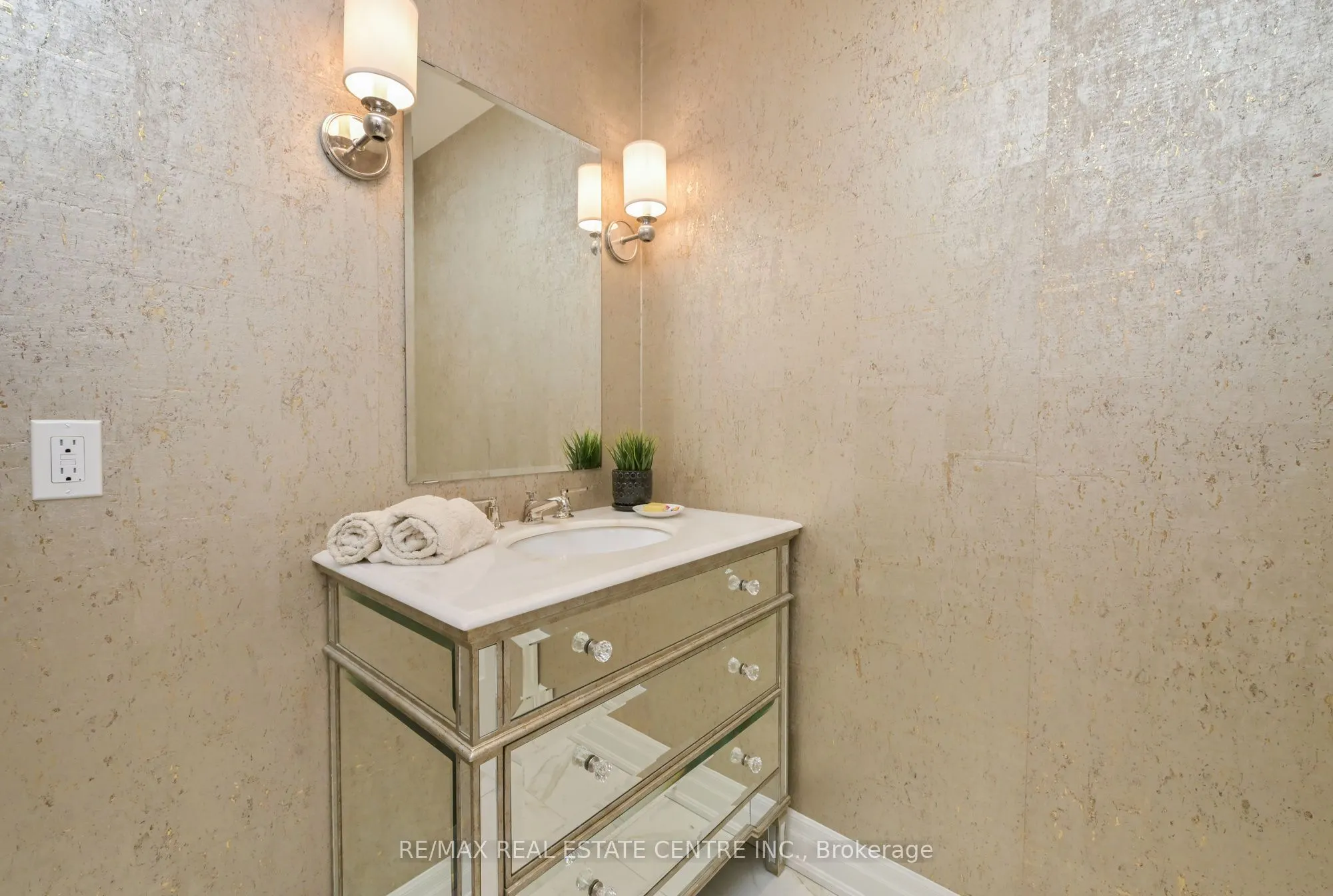 68 Compass Way #43