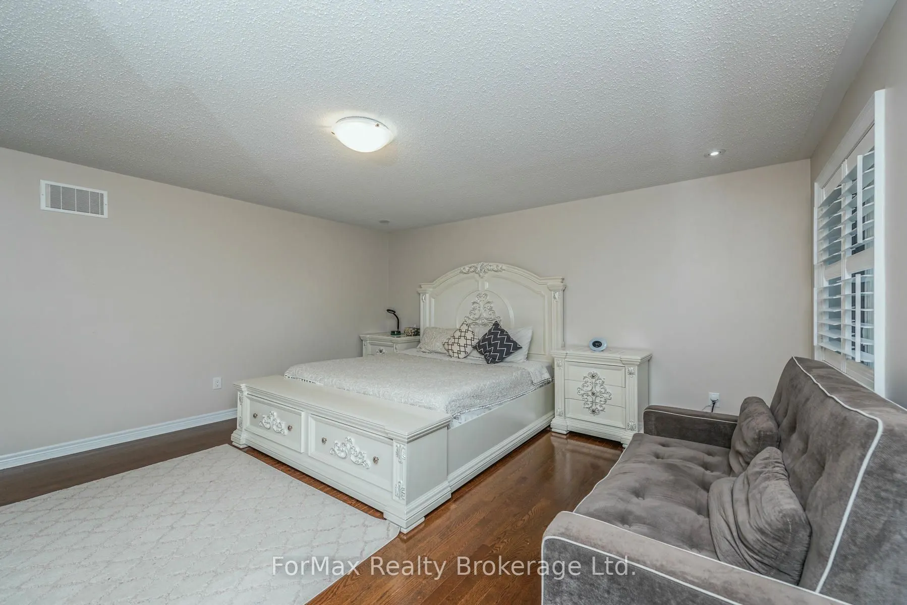 70 Zanetta Crescent