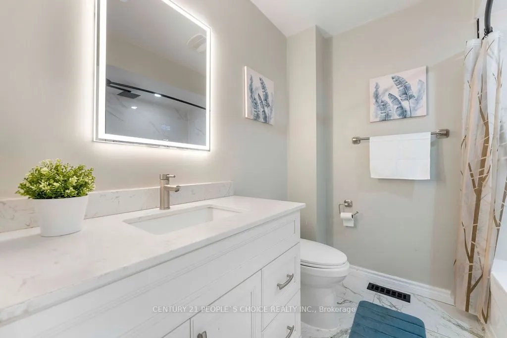 4053 Trapper Crescent