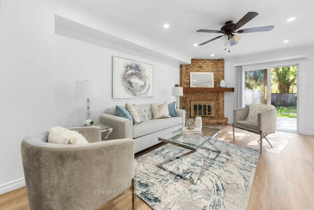 4053 Trapper Crescent