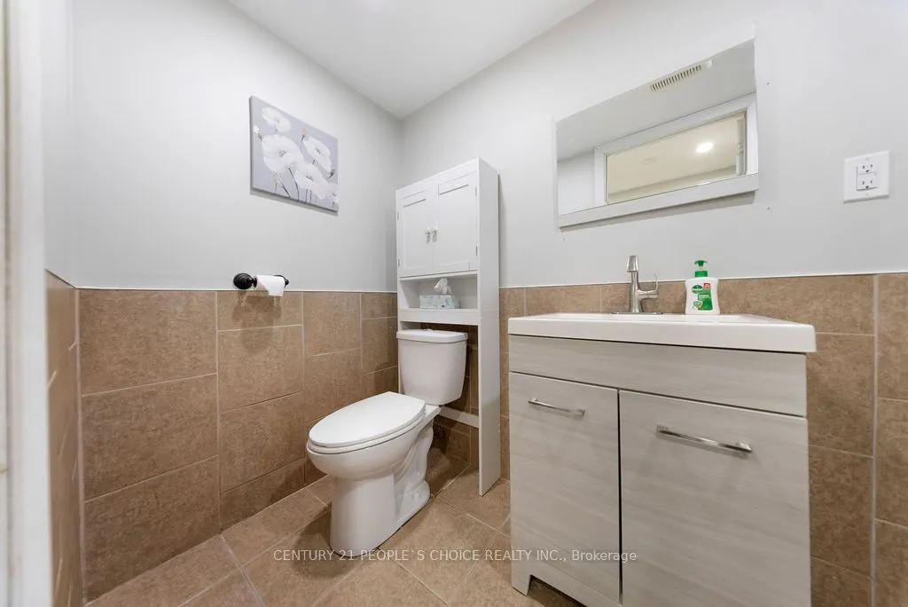 4053 Trapper Crescent