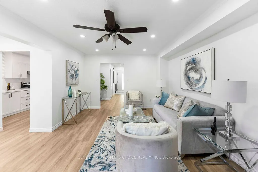4053 Trapper Crescent
