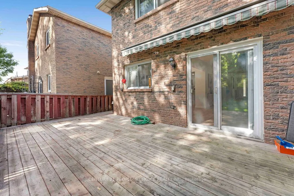 4053 Trapper Crescent