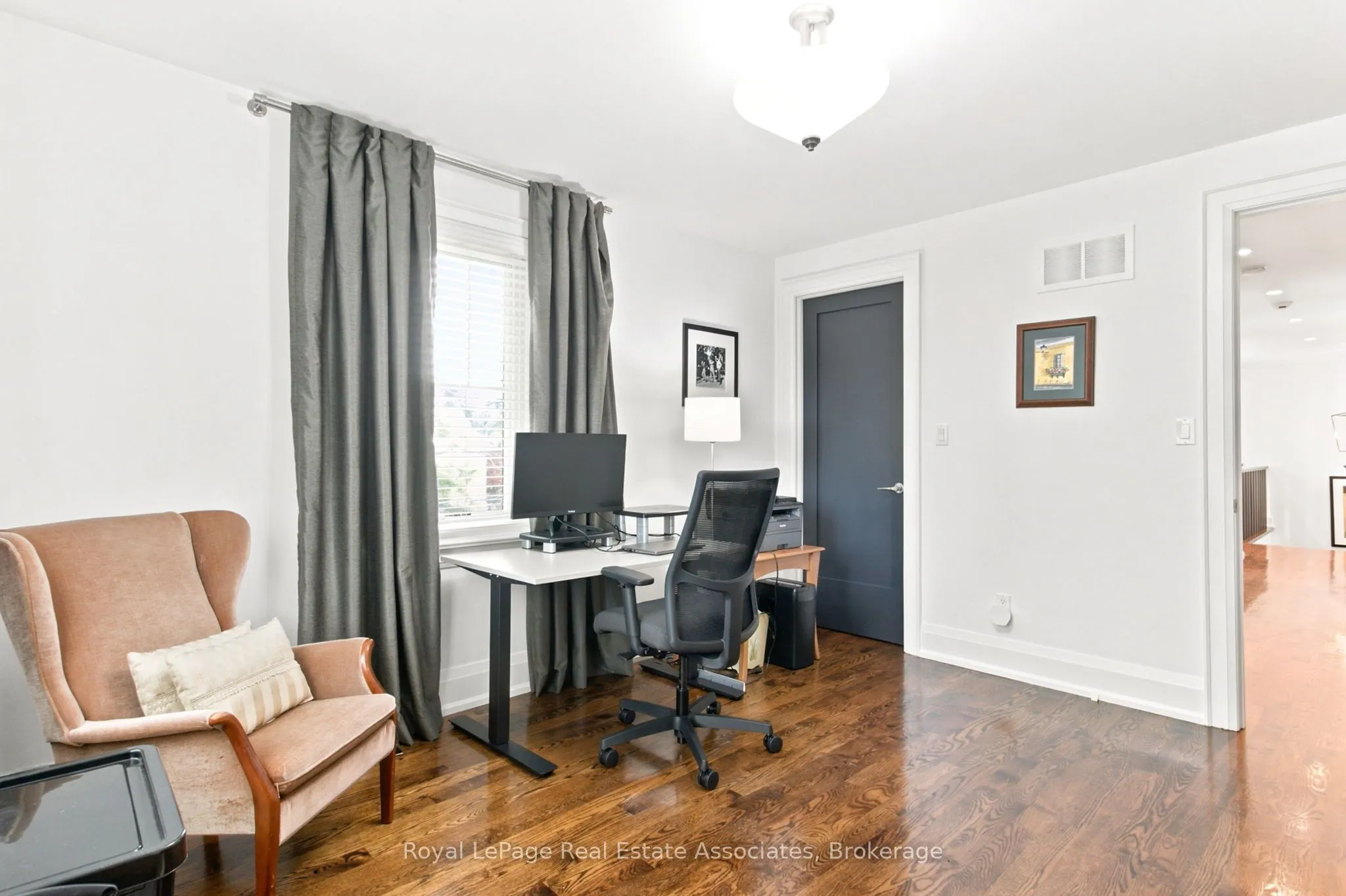 32 Jopling Avenue N