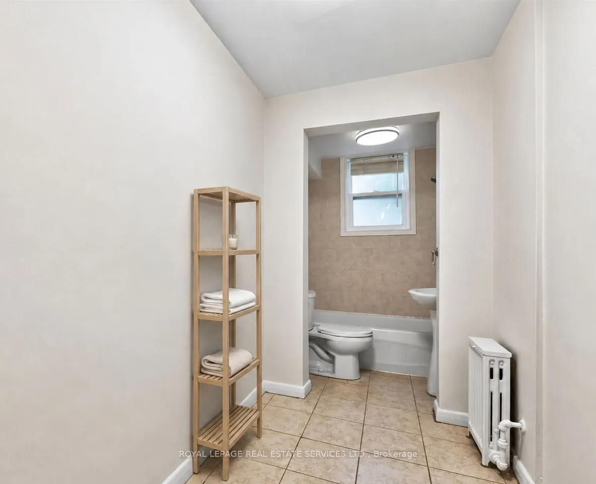 151A Evelyn Avenue #A