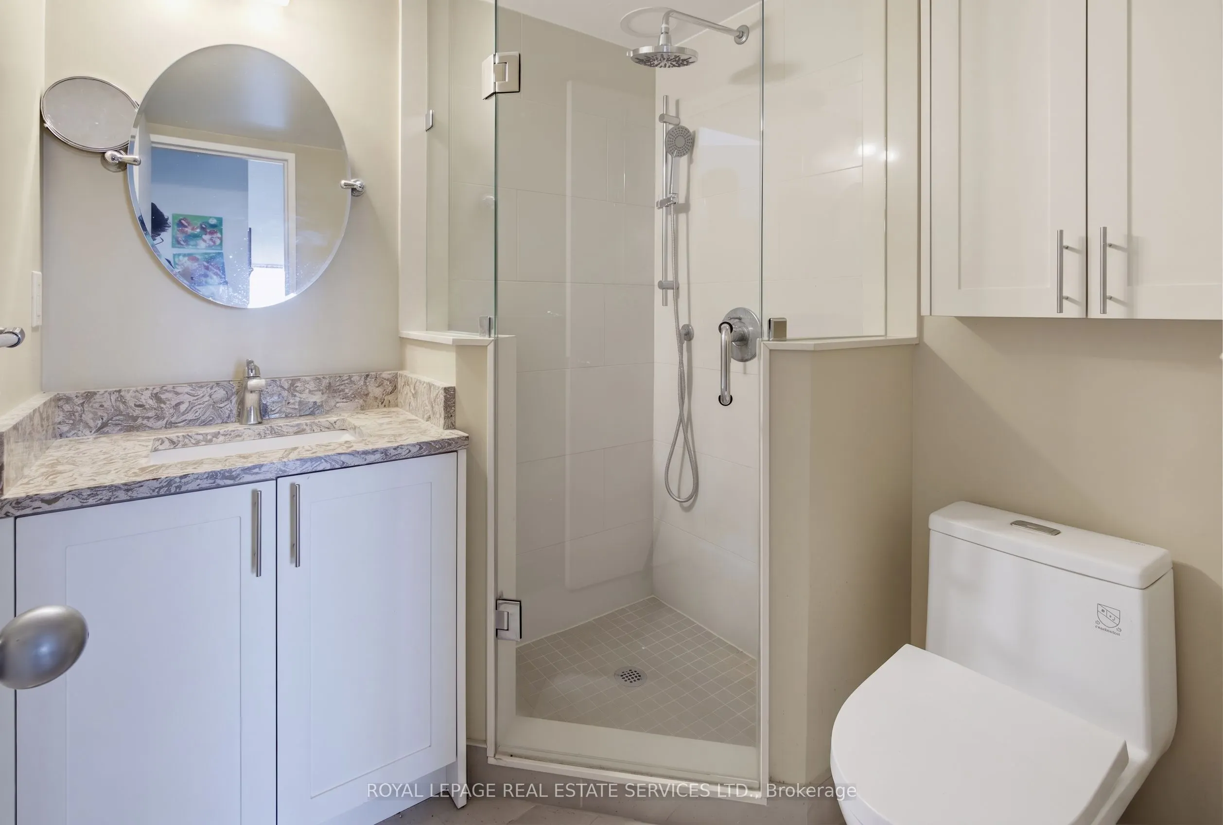 75 King Street E #1212