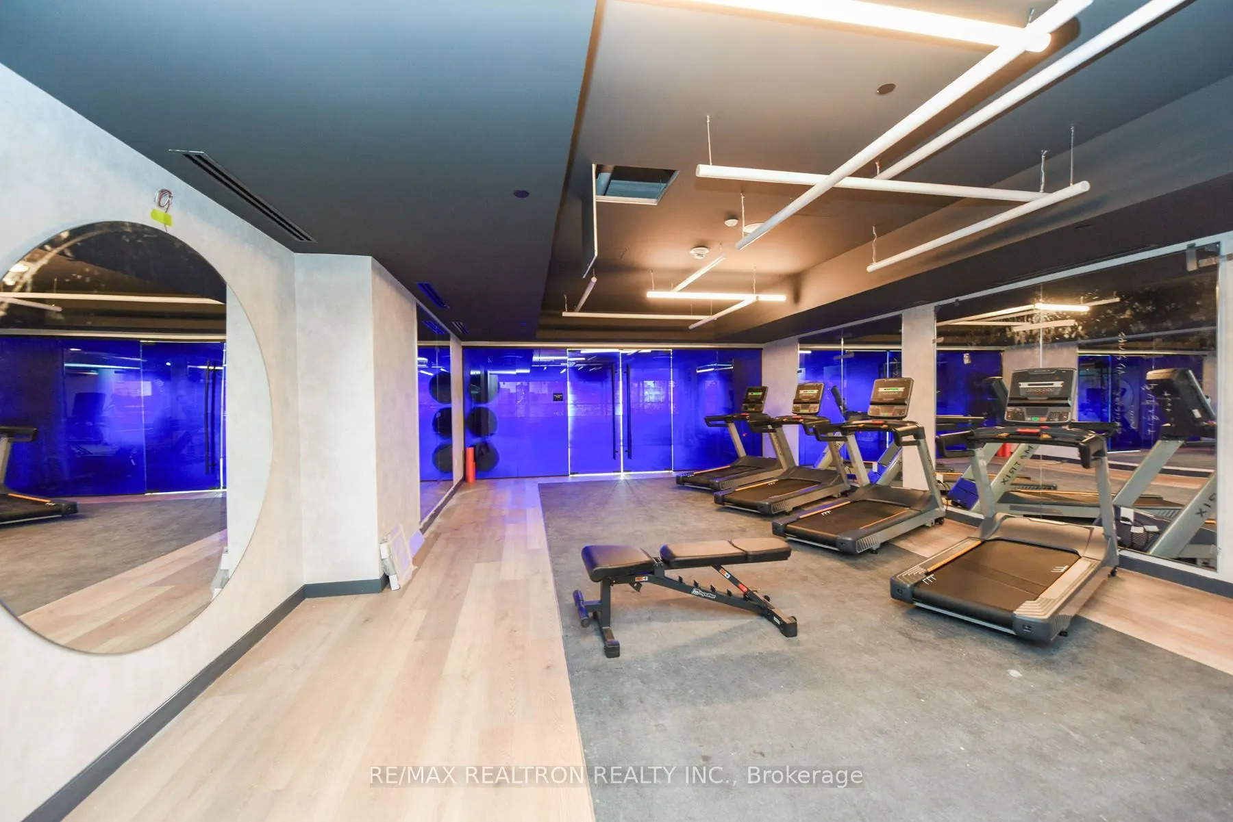 86 Dundas Street E #410