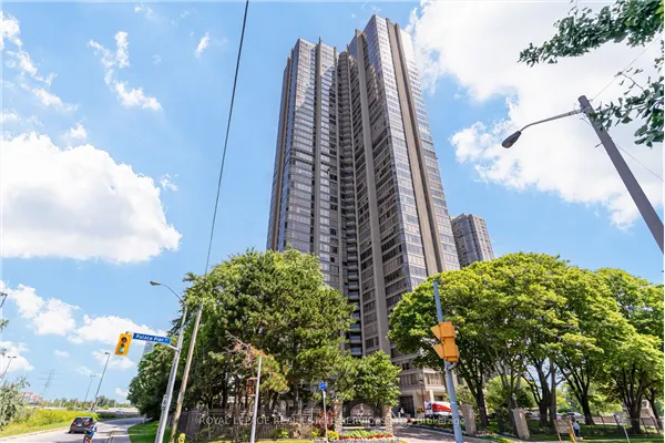 2045 Lake Shore Boulevard W