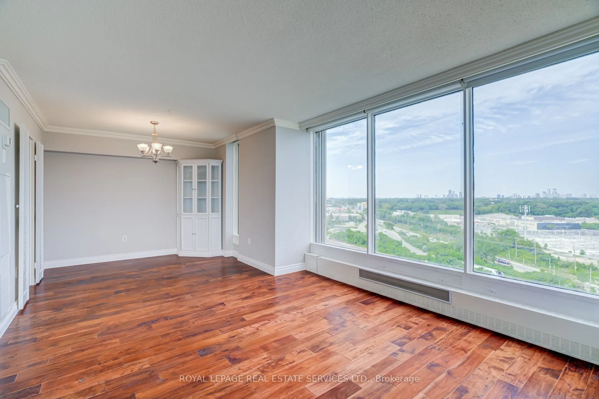 2045 Lake Shore Boulevard W #1610