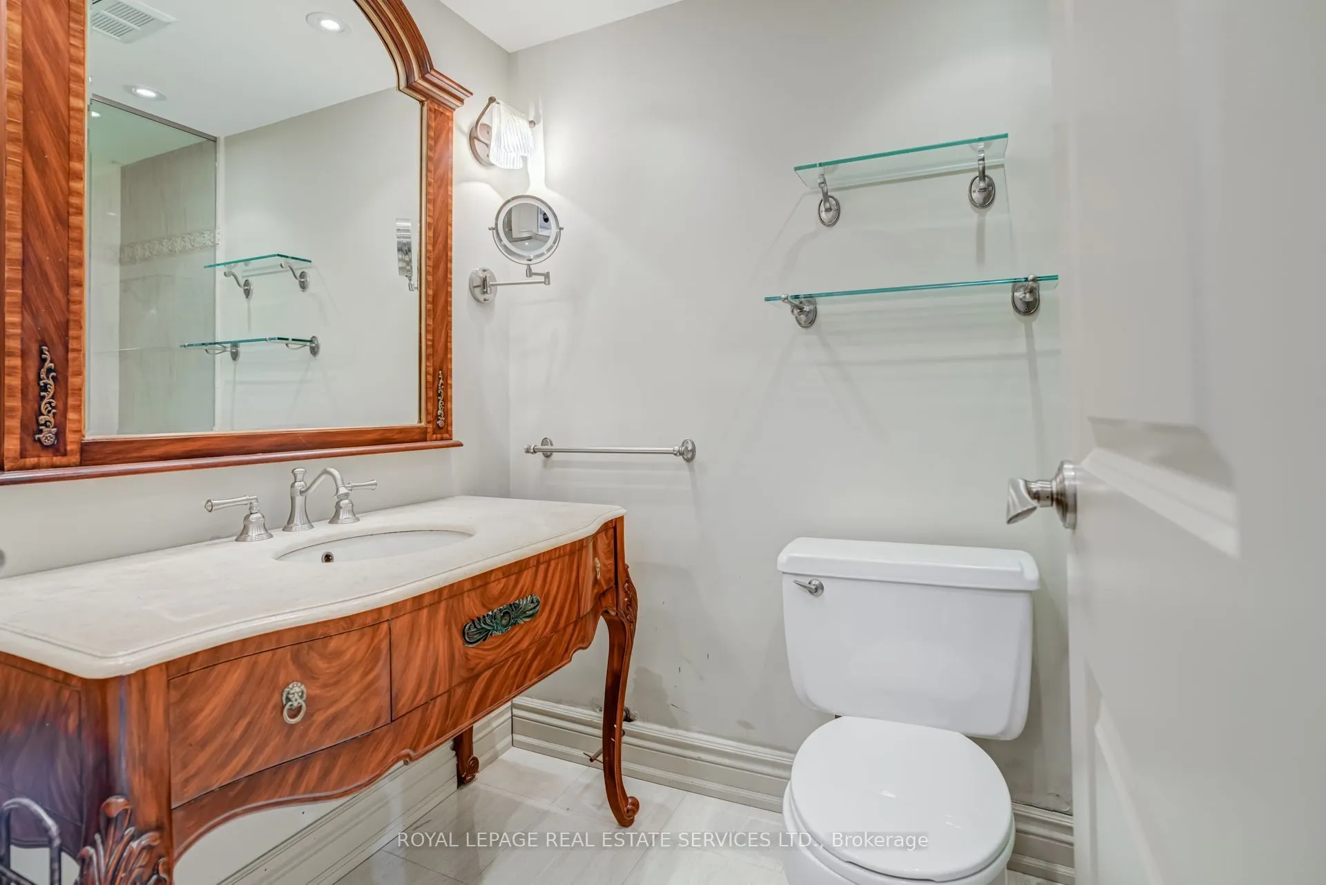 2045 Lake Shore Boulevard W #1610