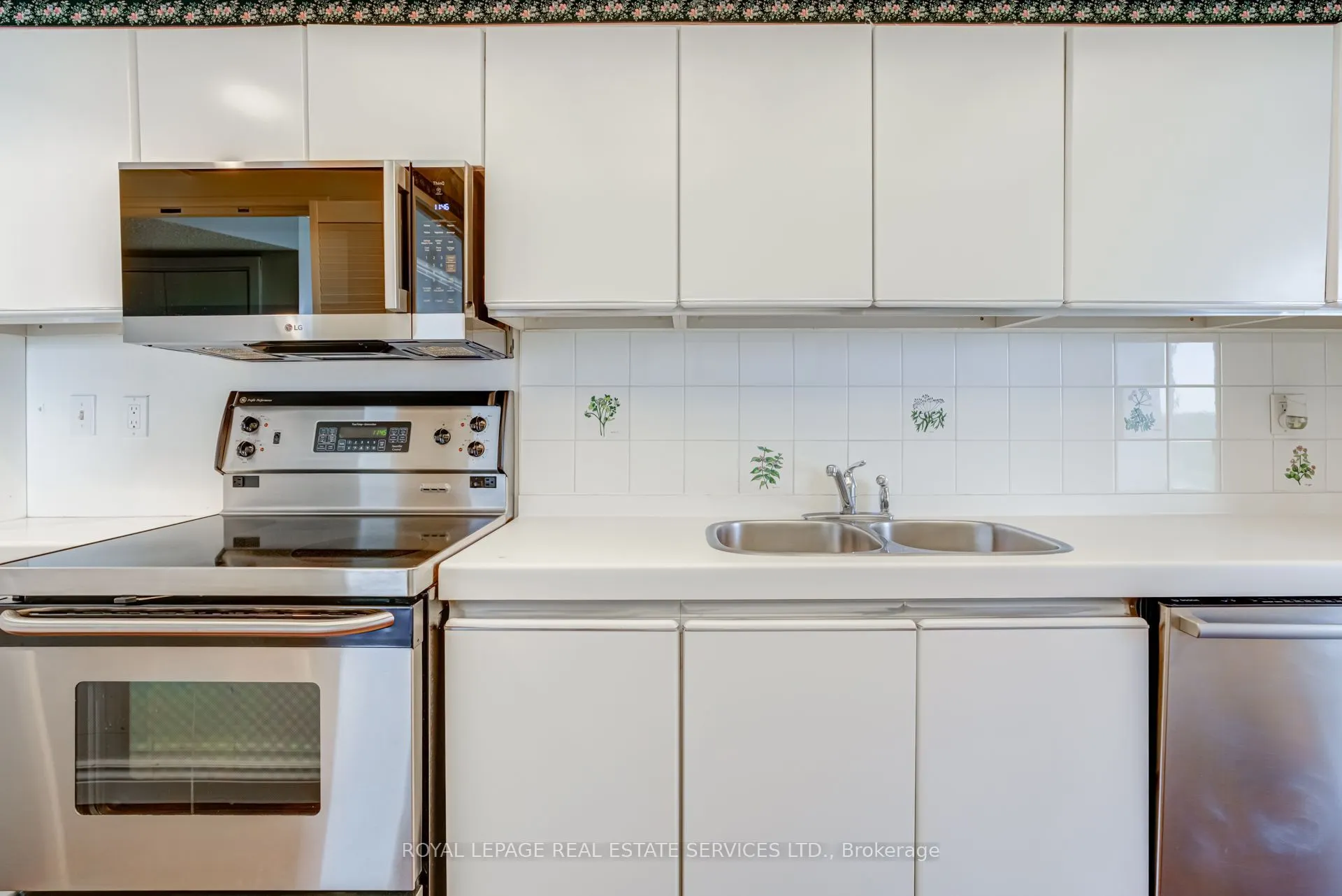 2045 Lake Shore Boulevard W #1610