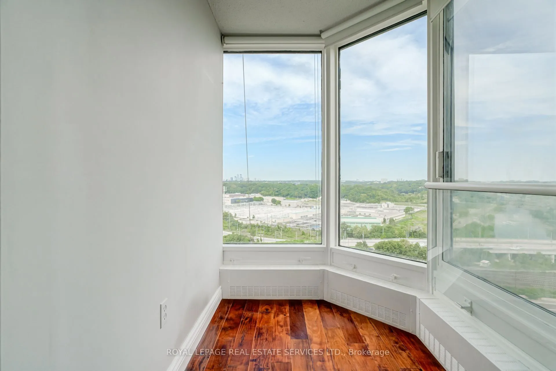 2045 Lake Shore Boulevard W #1610