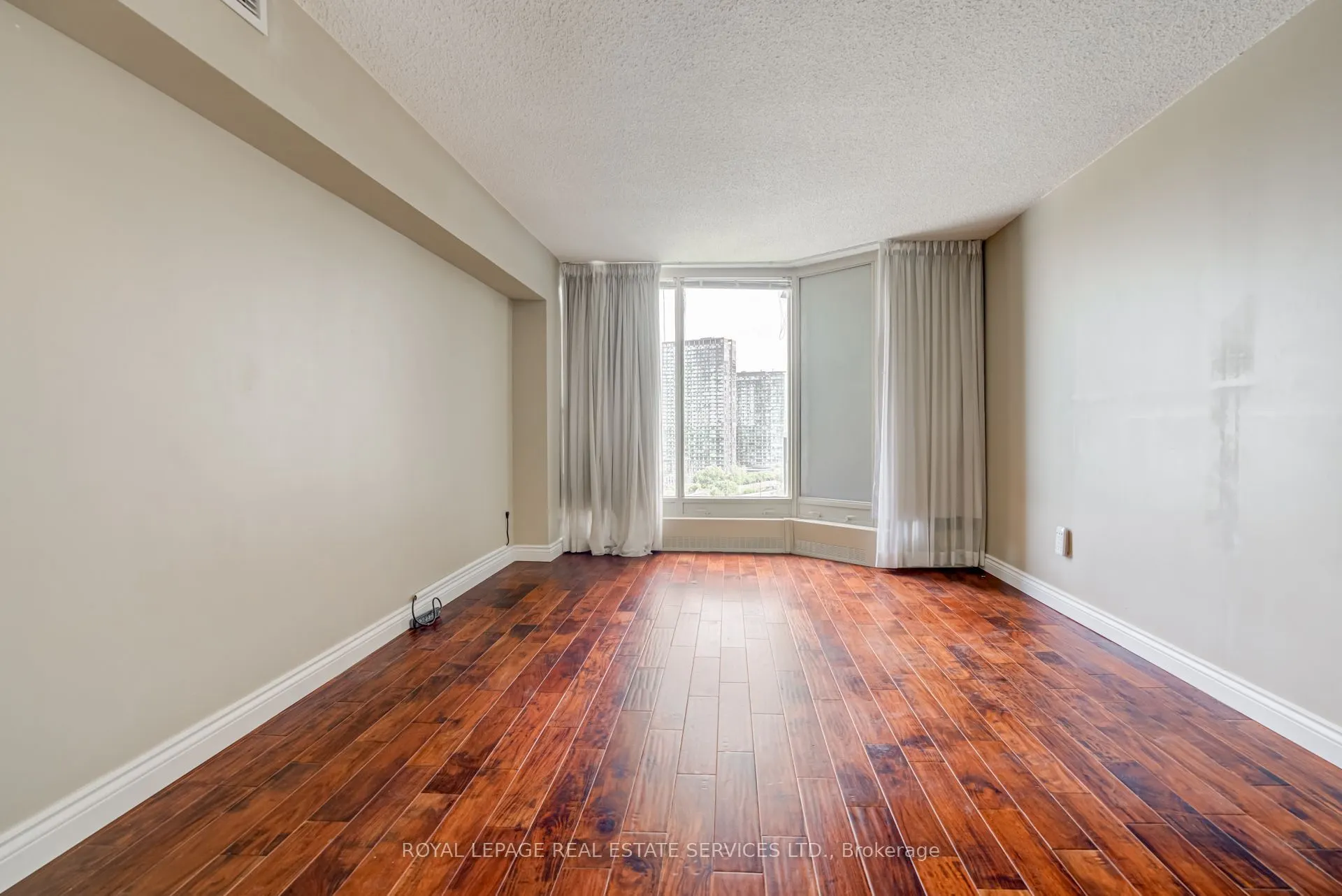 2045 Lake Shore Boulevard W #1610