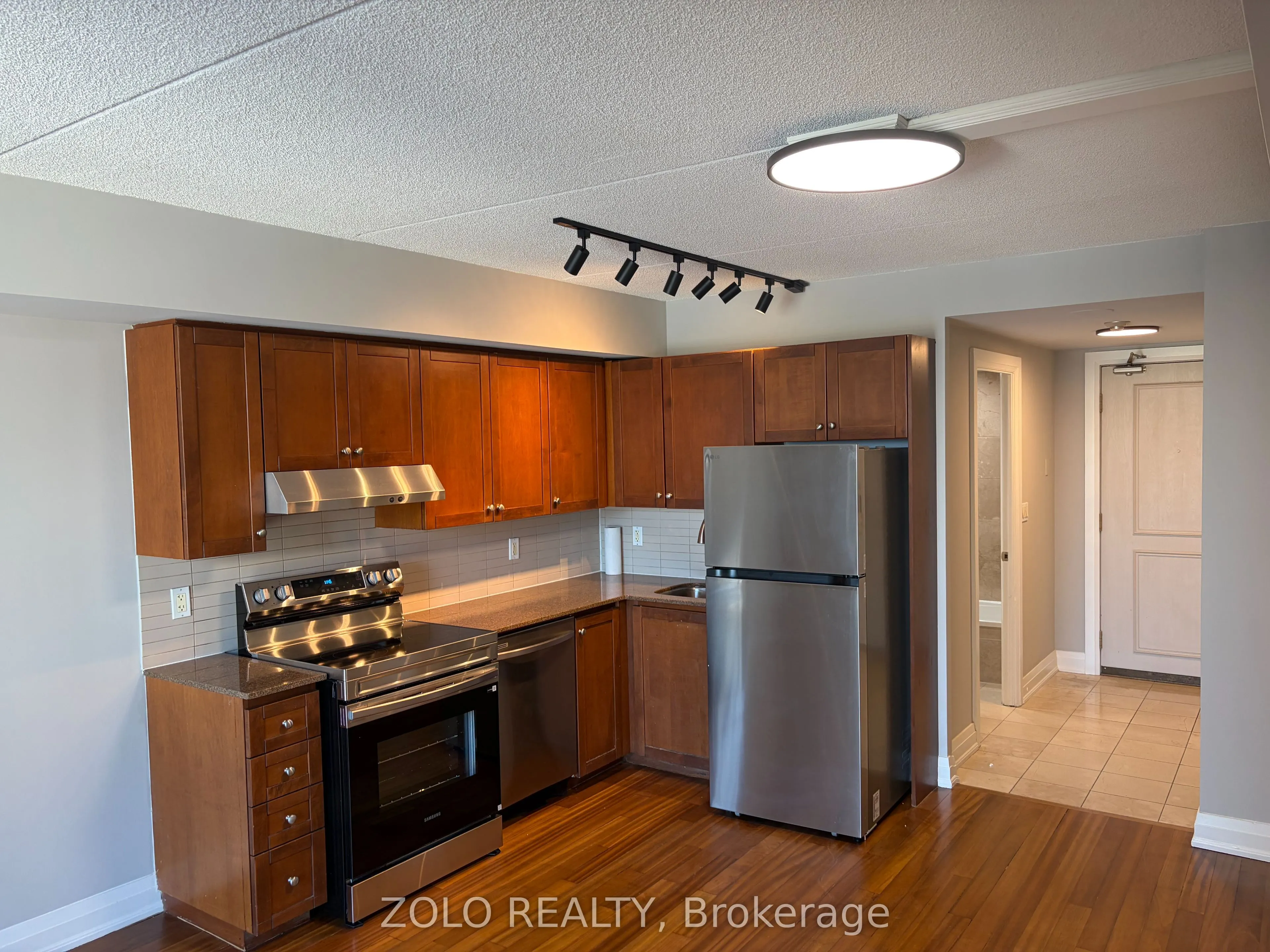 2737 Keele Street #407