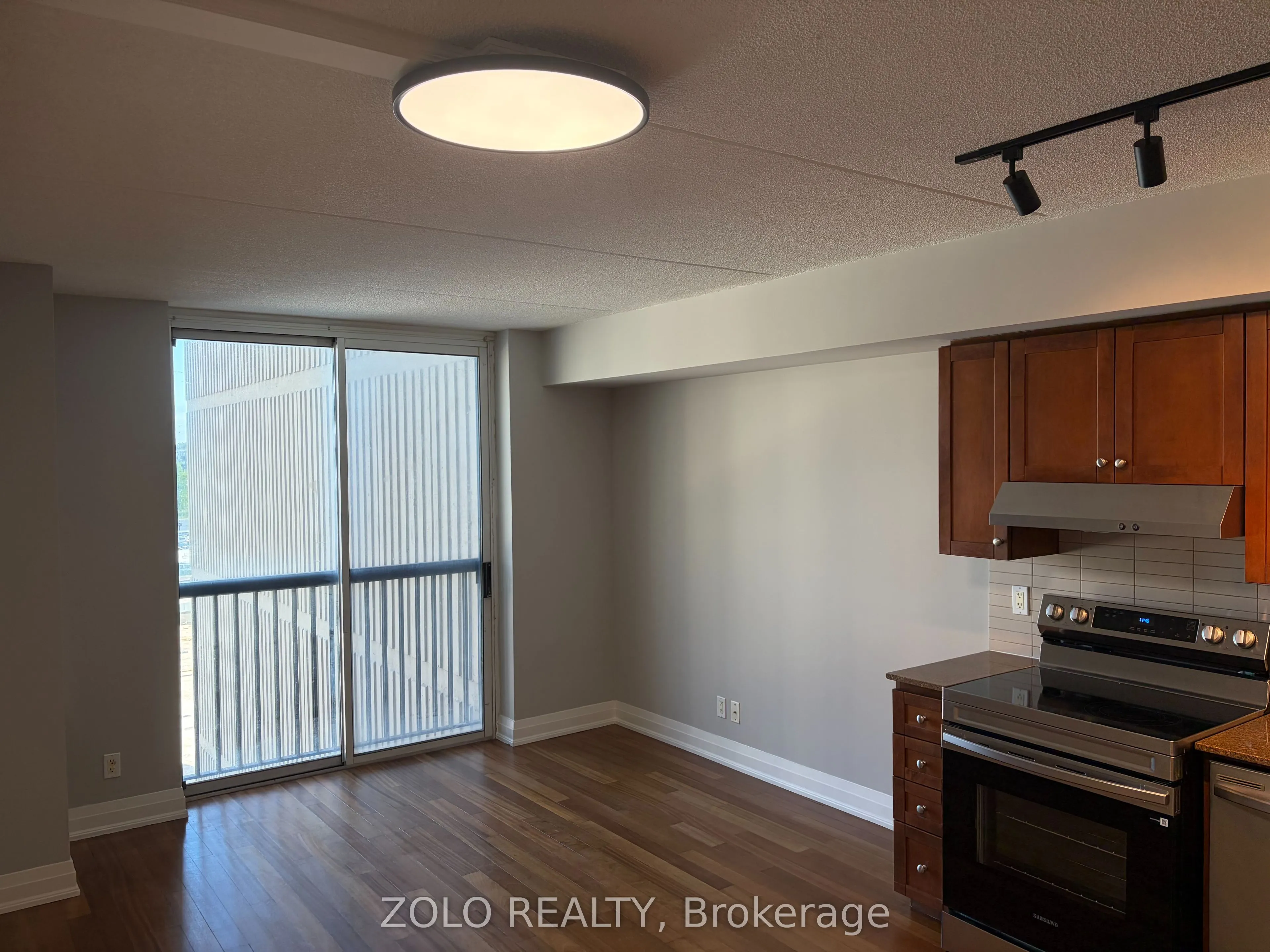 2737 Keele Street #407