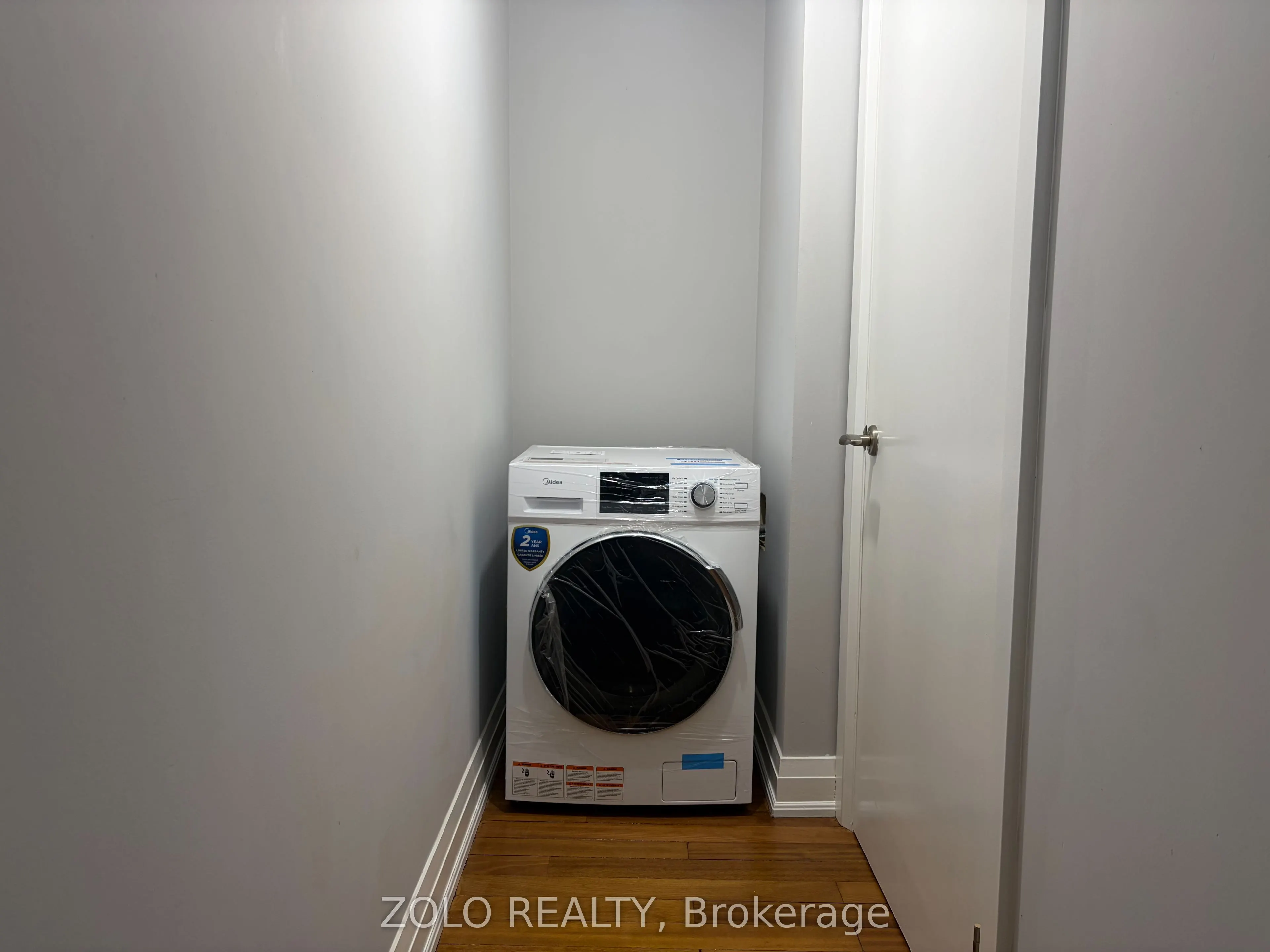 2737 Keele Street #407