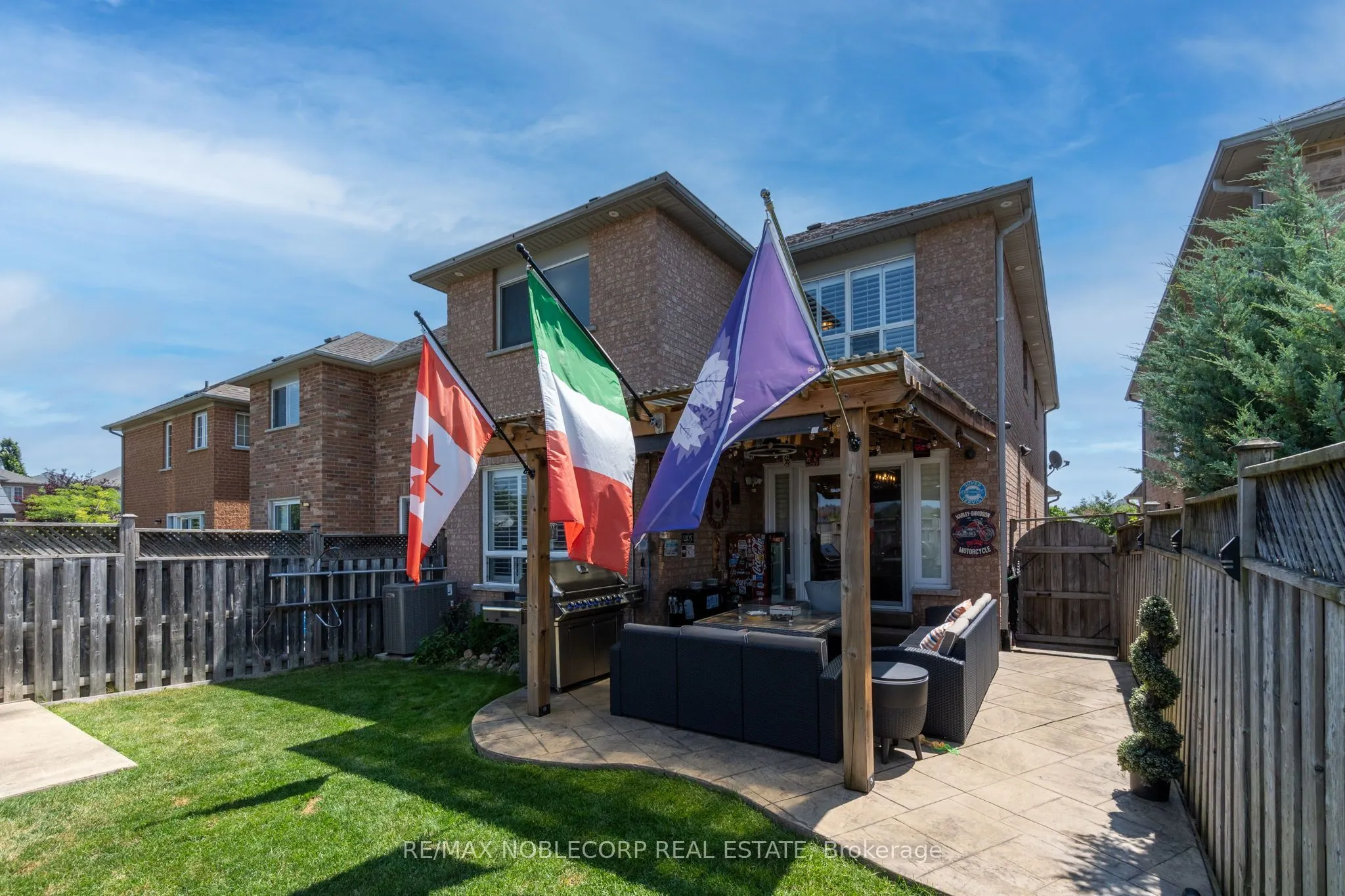 111 Emily Carr Crescent