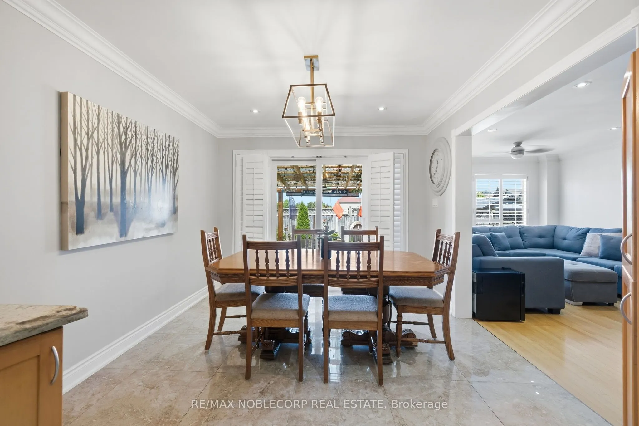 111 Emily Carr Crescent