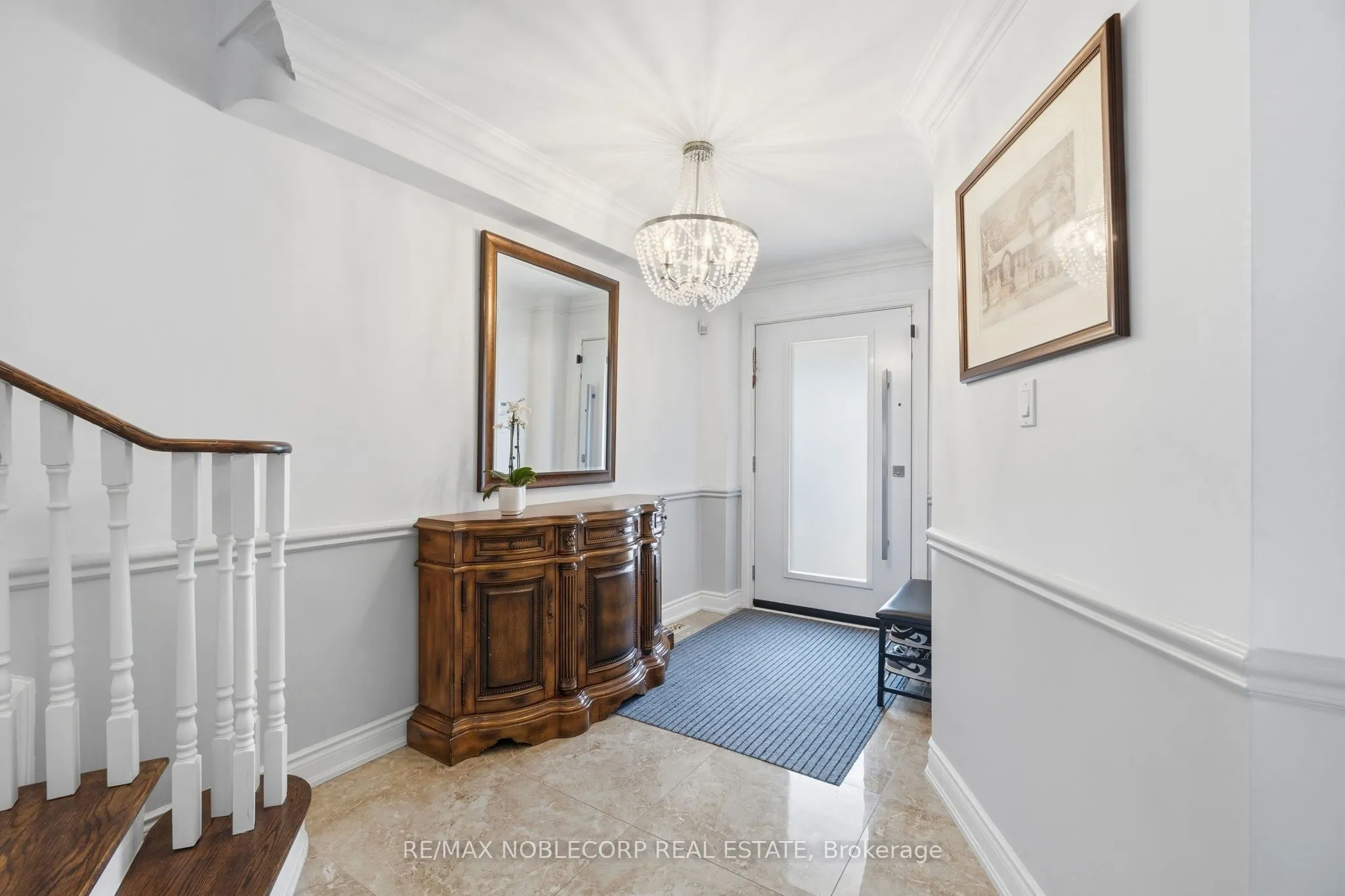 111 Emily Carr Crescent
