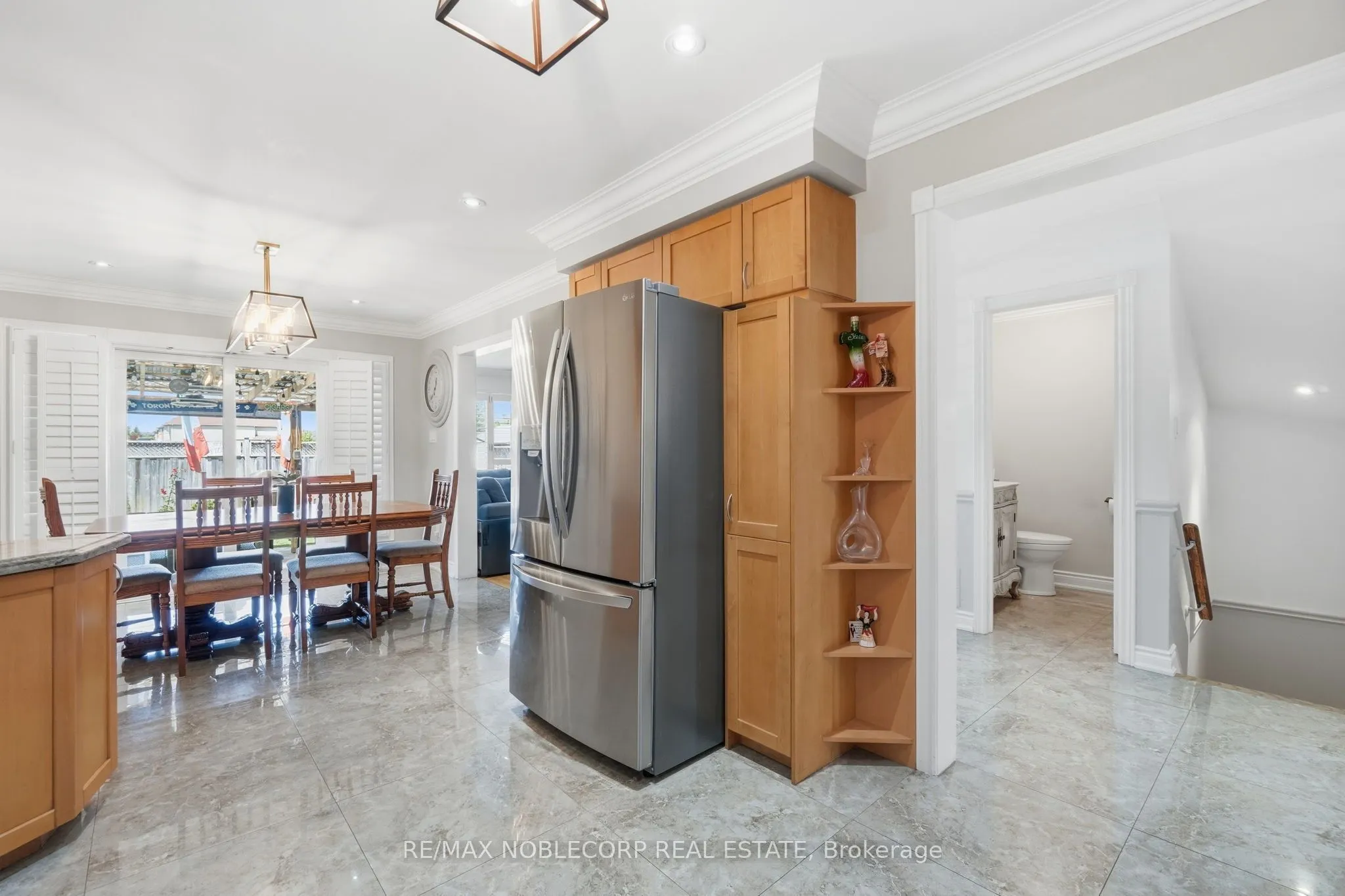 111 Emily Carr Crescent