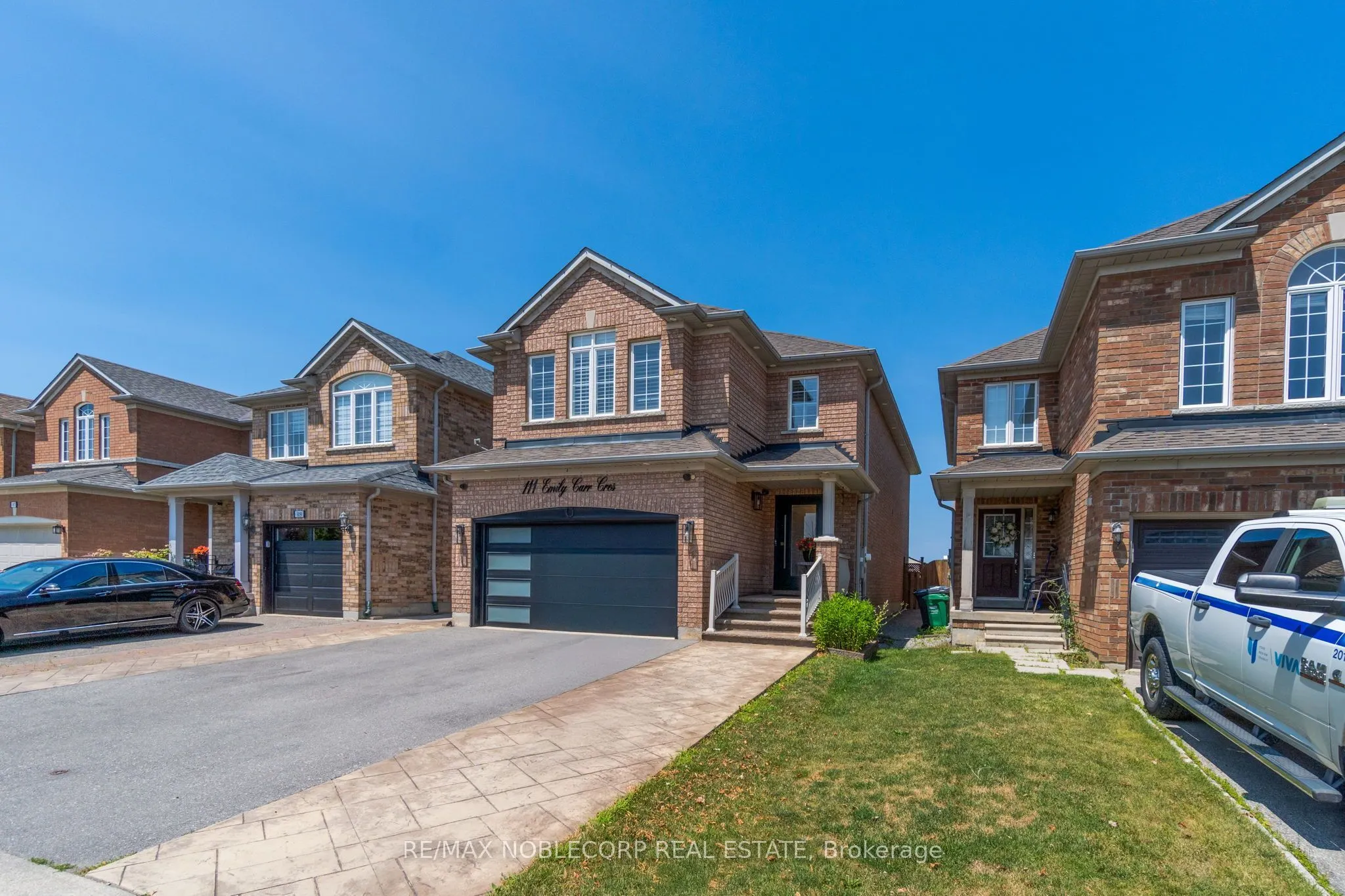111 Emily Carr Crescent