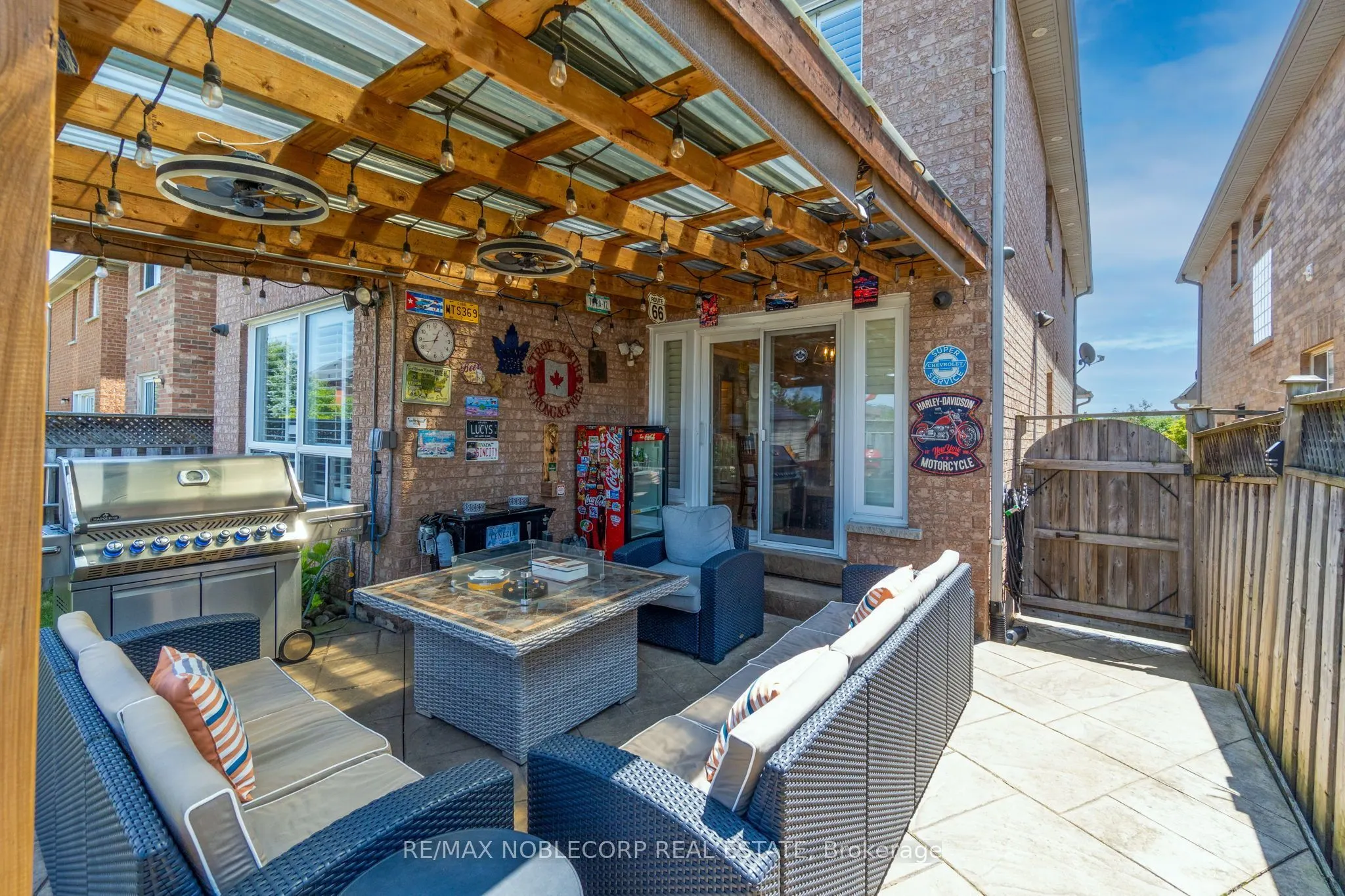 111 Emily Carr Crescent
