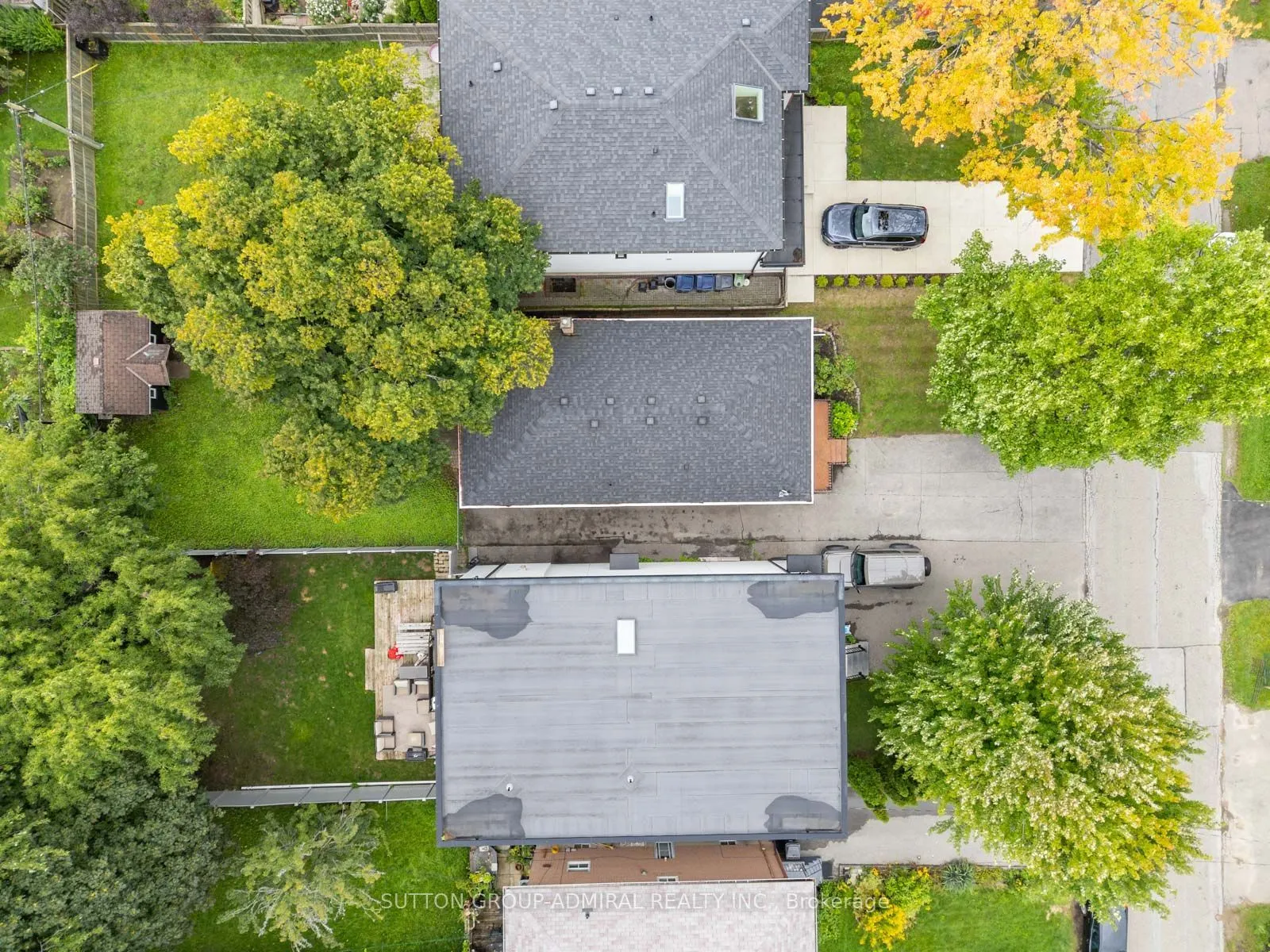 65 Woodbury Road