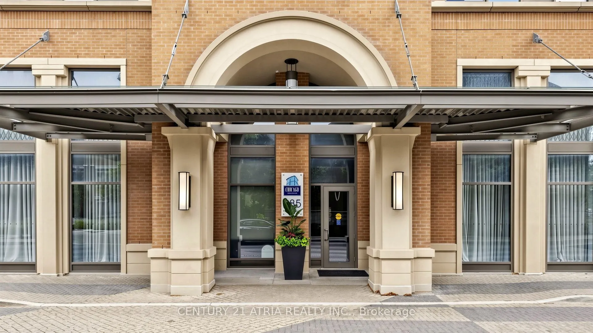 385 Prince Of Wales Drive #1802