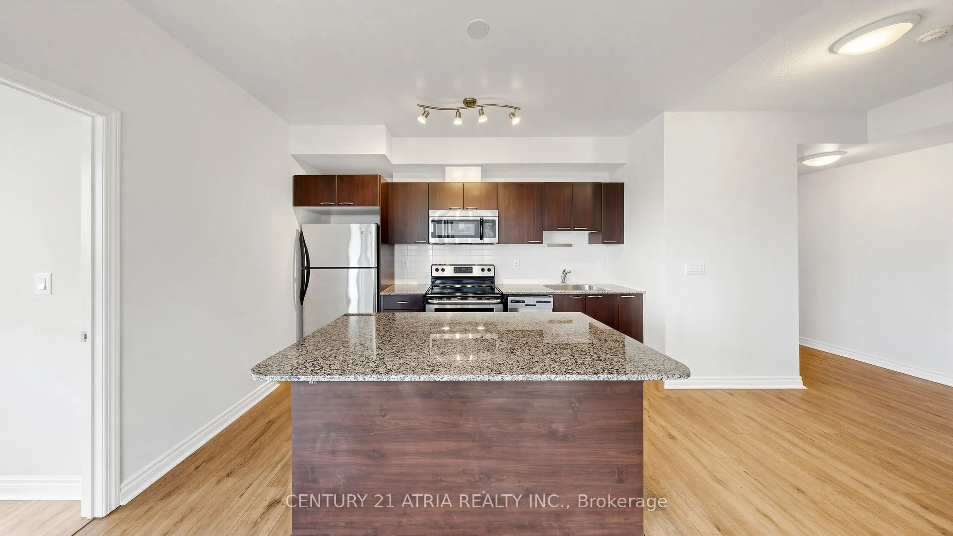 385 Prince Of Wales Drive #1802