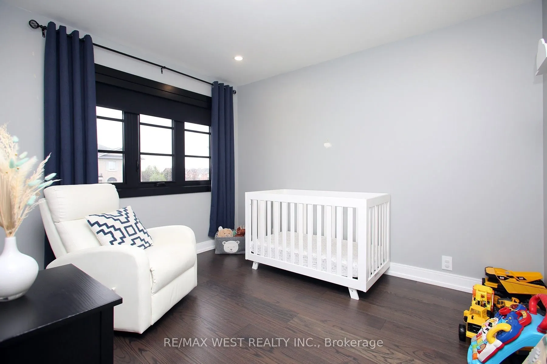 4 Gray Park