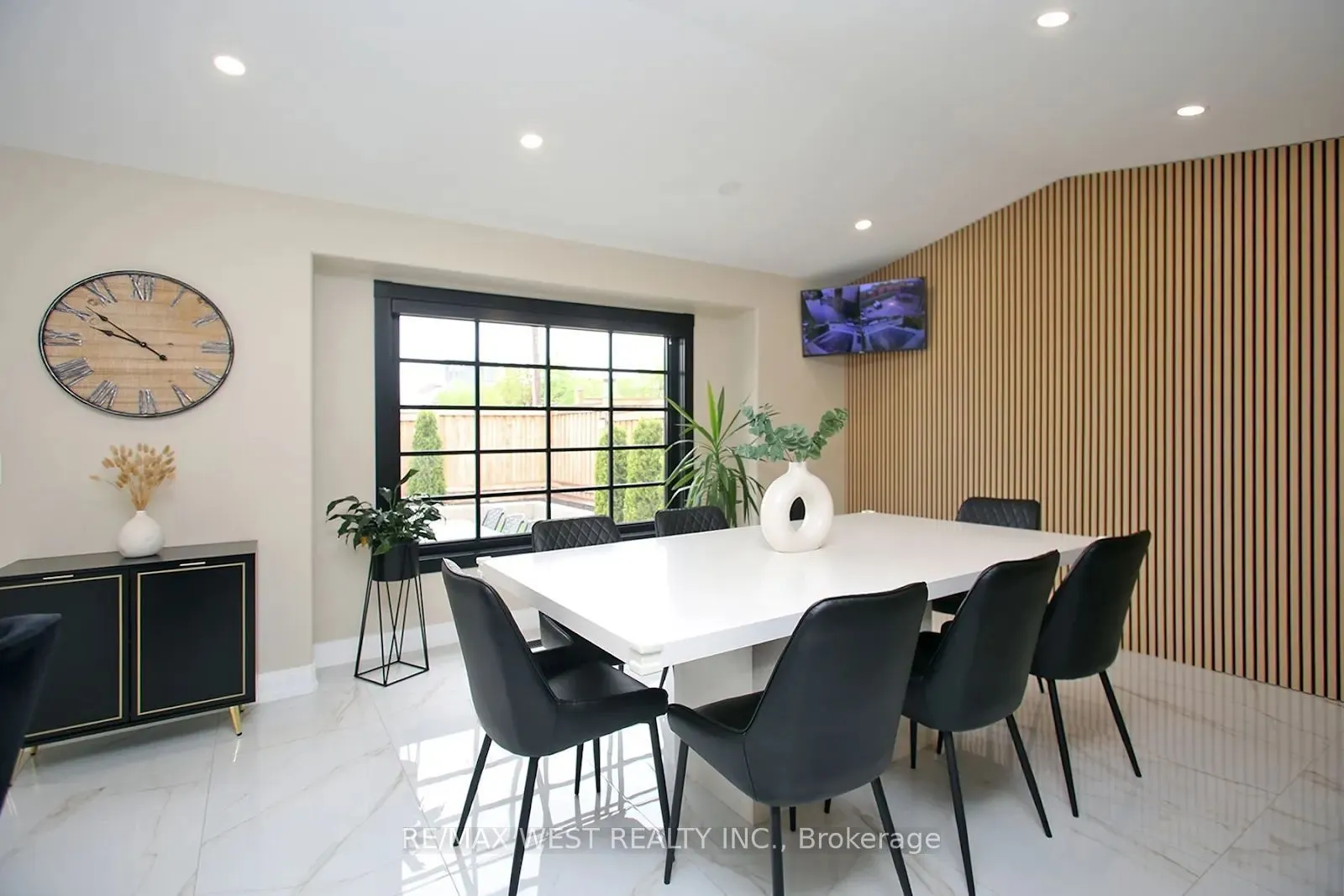 4 Gray Park