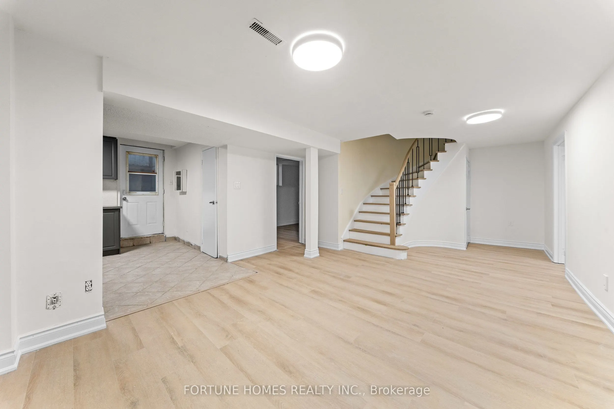 1 Ortona Drive
