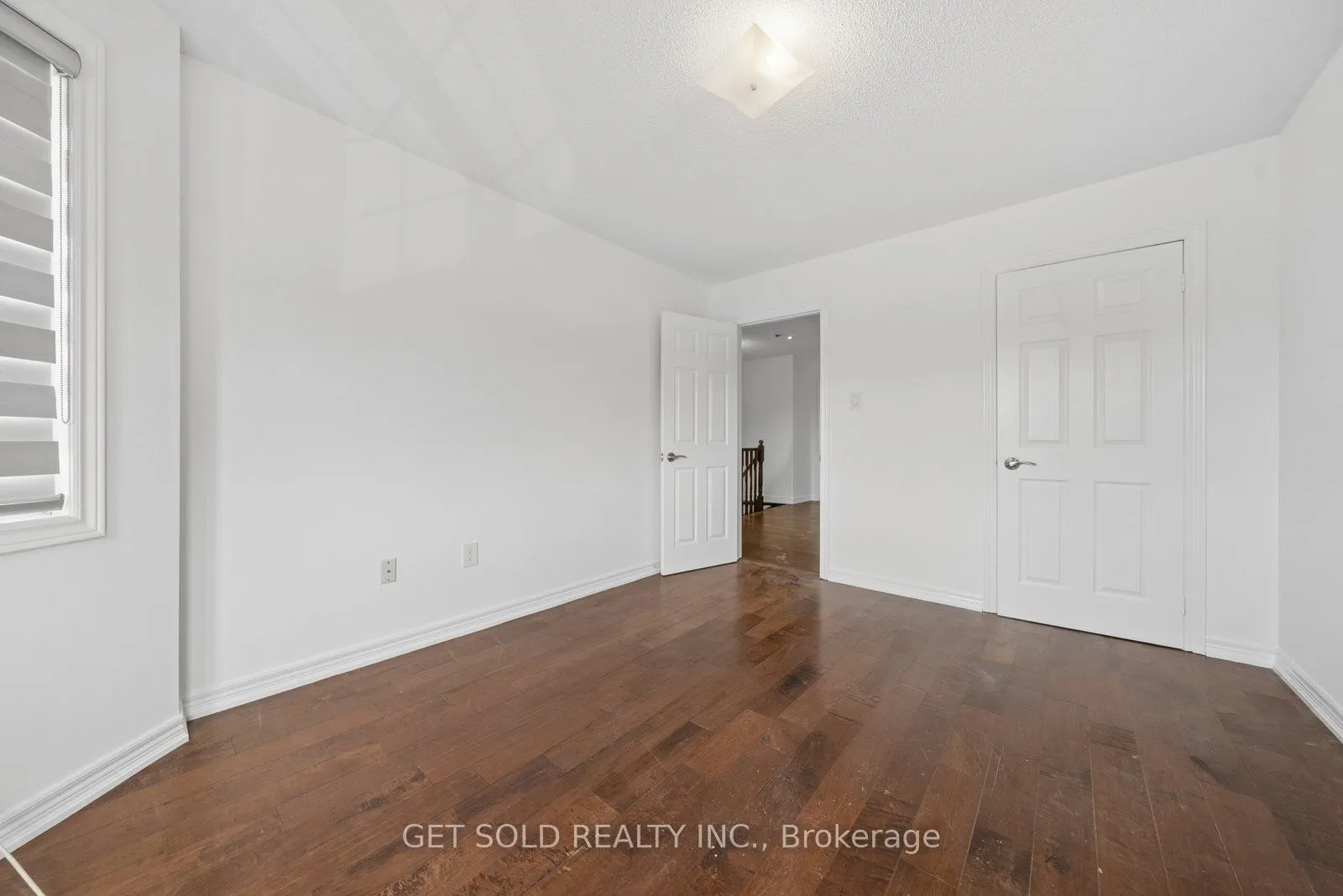 57 Oaklea Boulevard