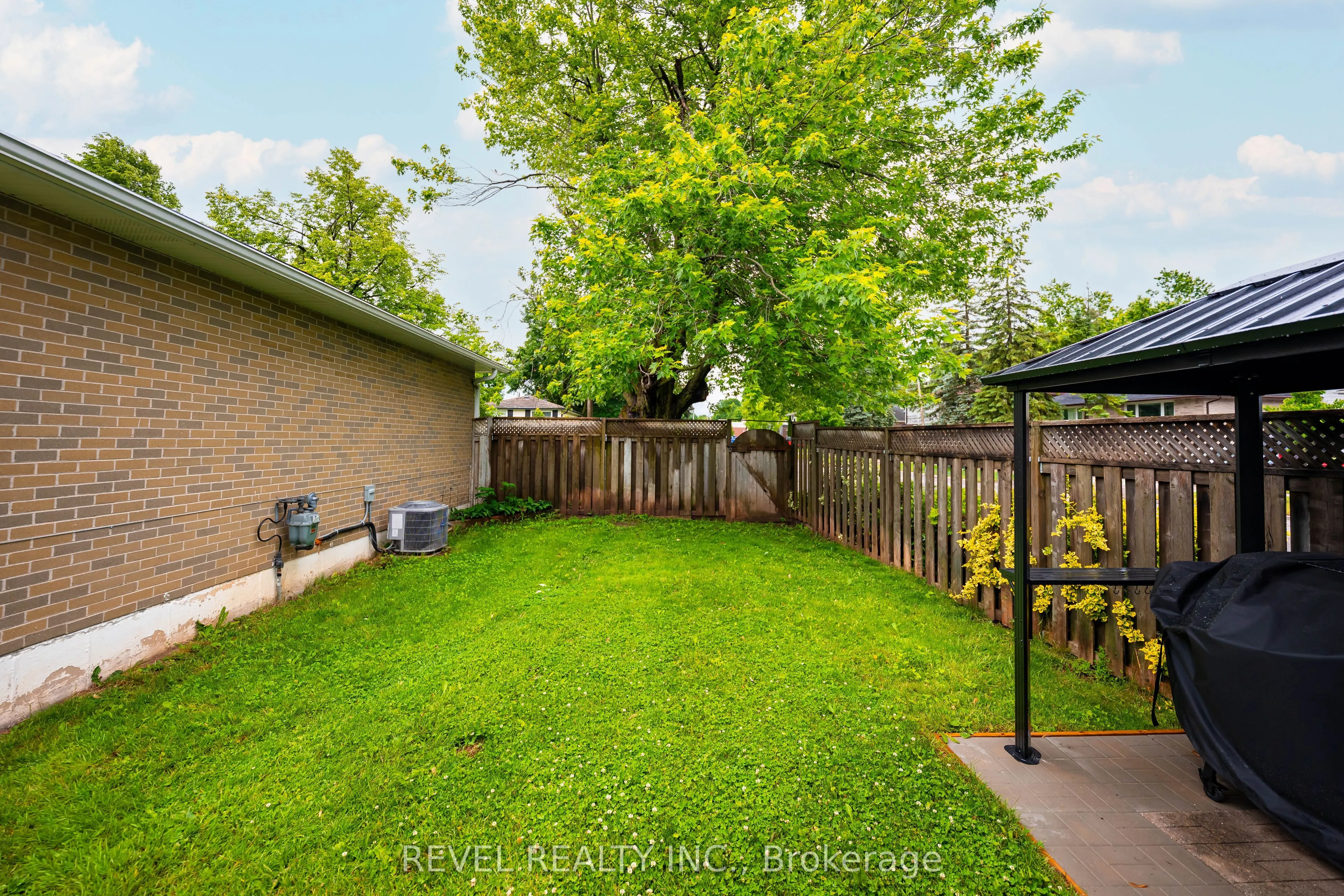 67 Carlton Drive