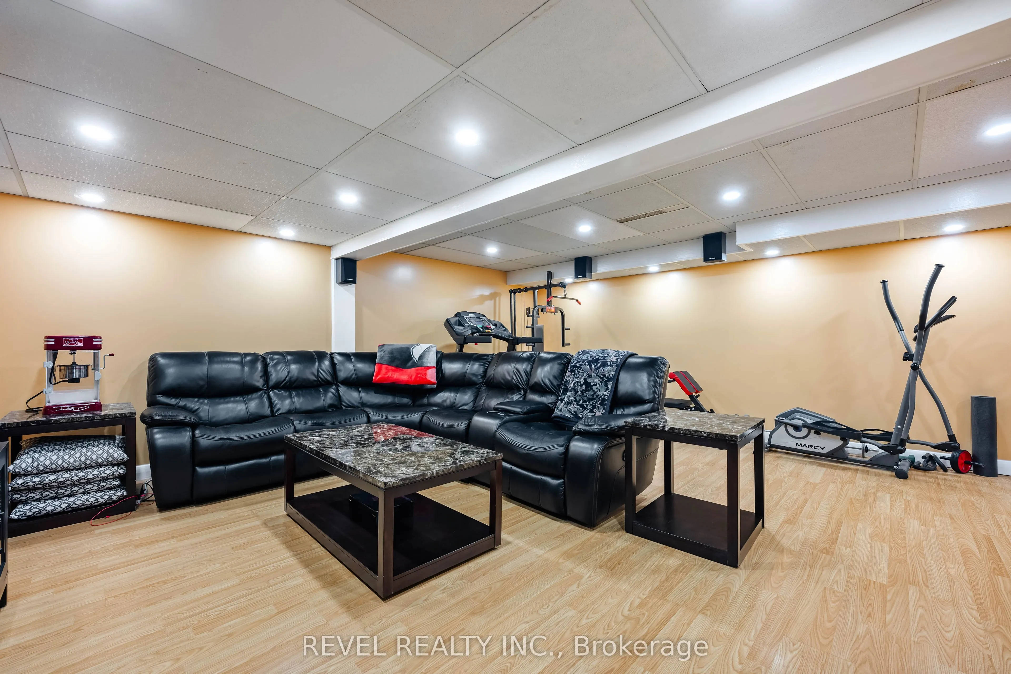 67 Carlton Drive