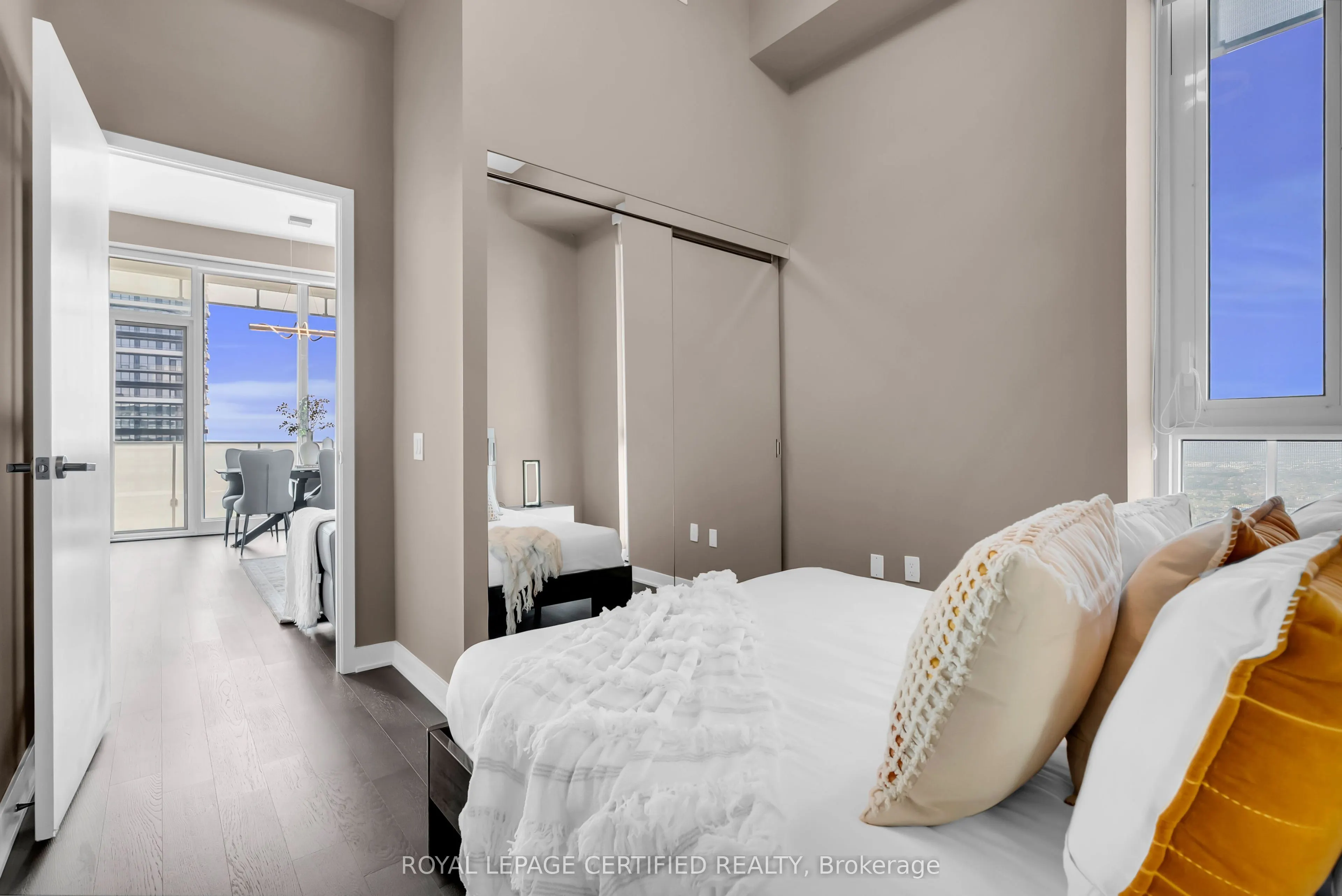 3900 Confederation Parkway #5907