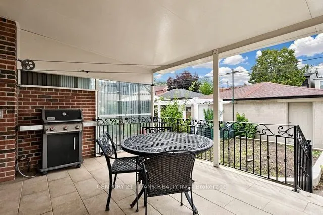 198 A Boon Avenue