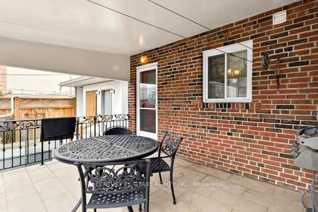 198 A Boon Avenue