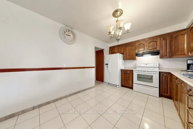 198 A Boon Avenue