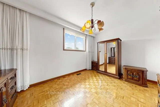 198 A Boon Avenue