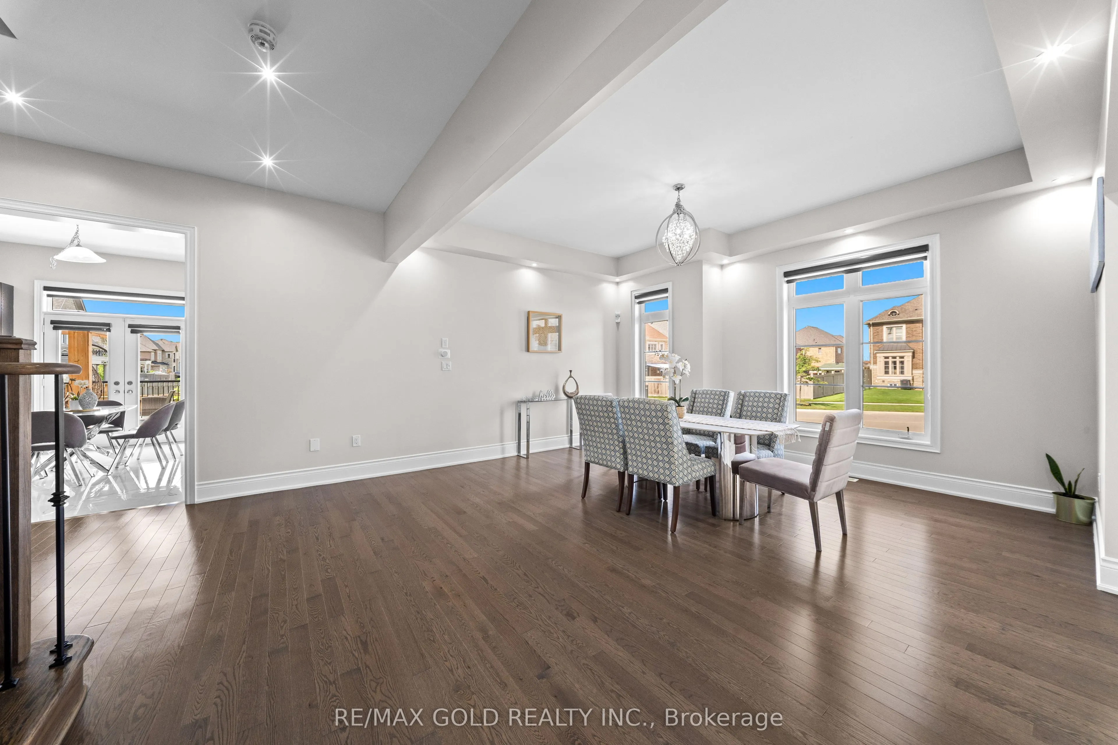 54 Gordon  Randle Drive