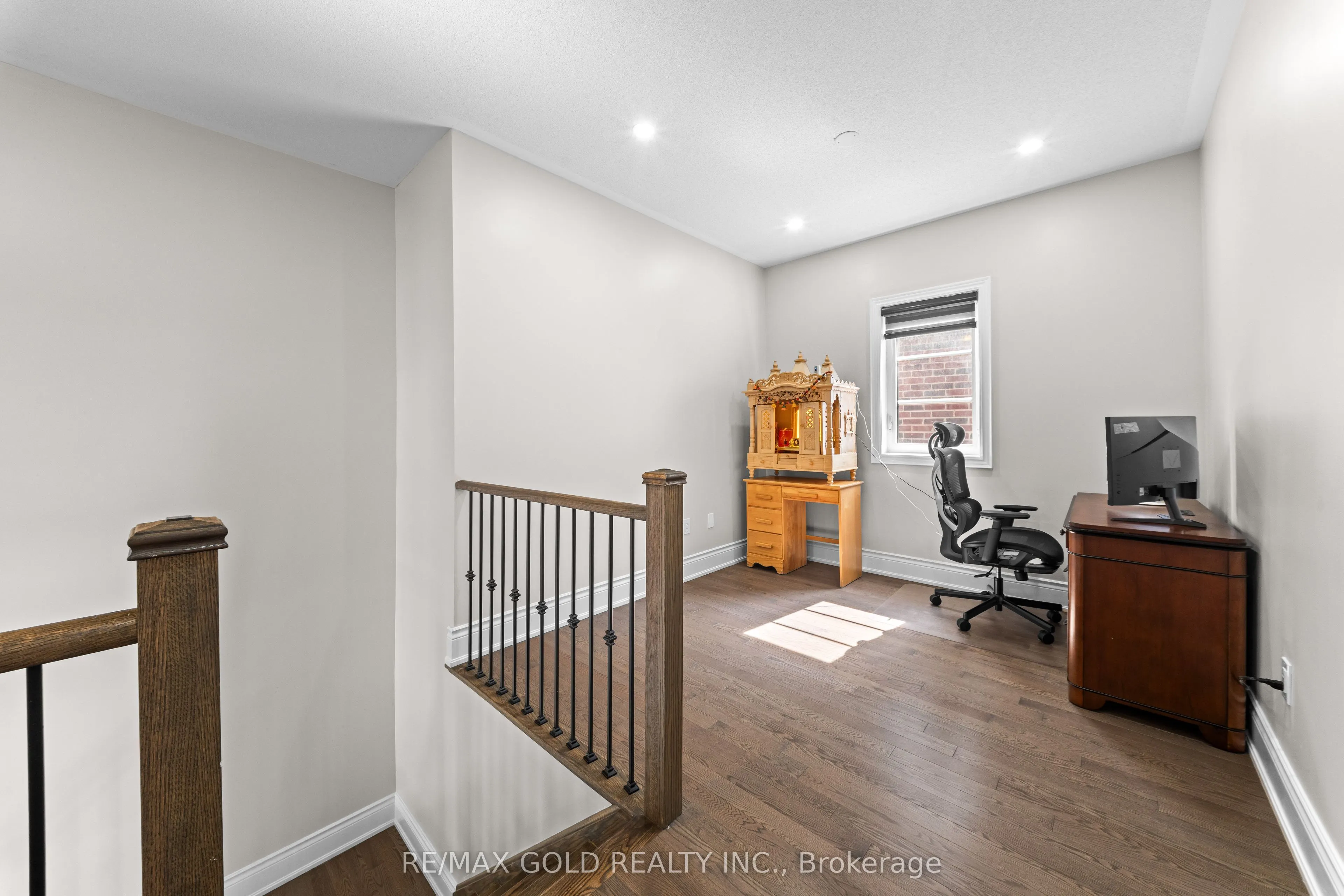 54 Gordon  Randle Drive