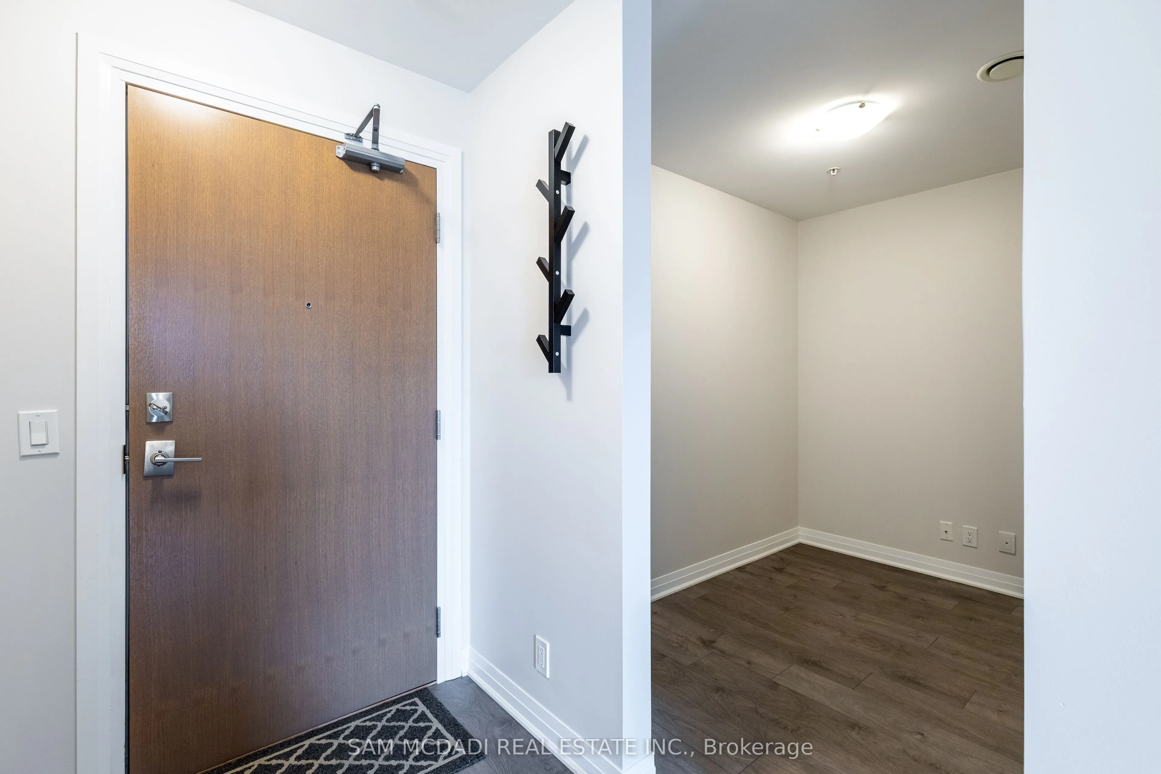 1105 Leger Way #319