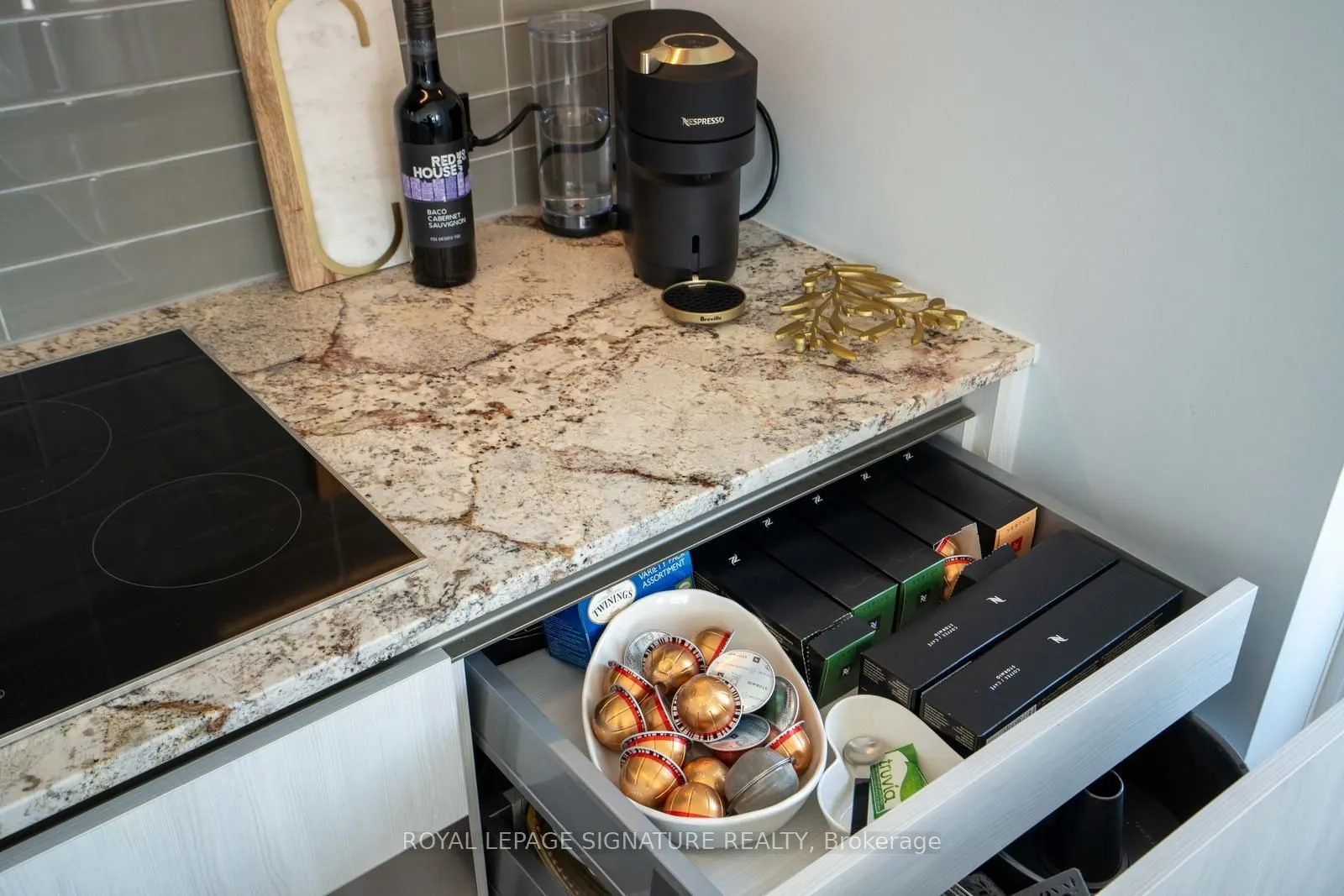 21 Park Street E #1103
