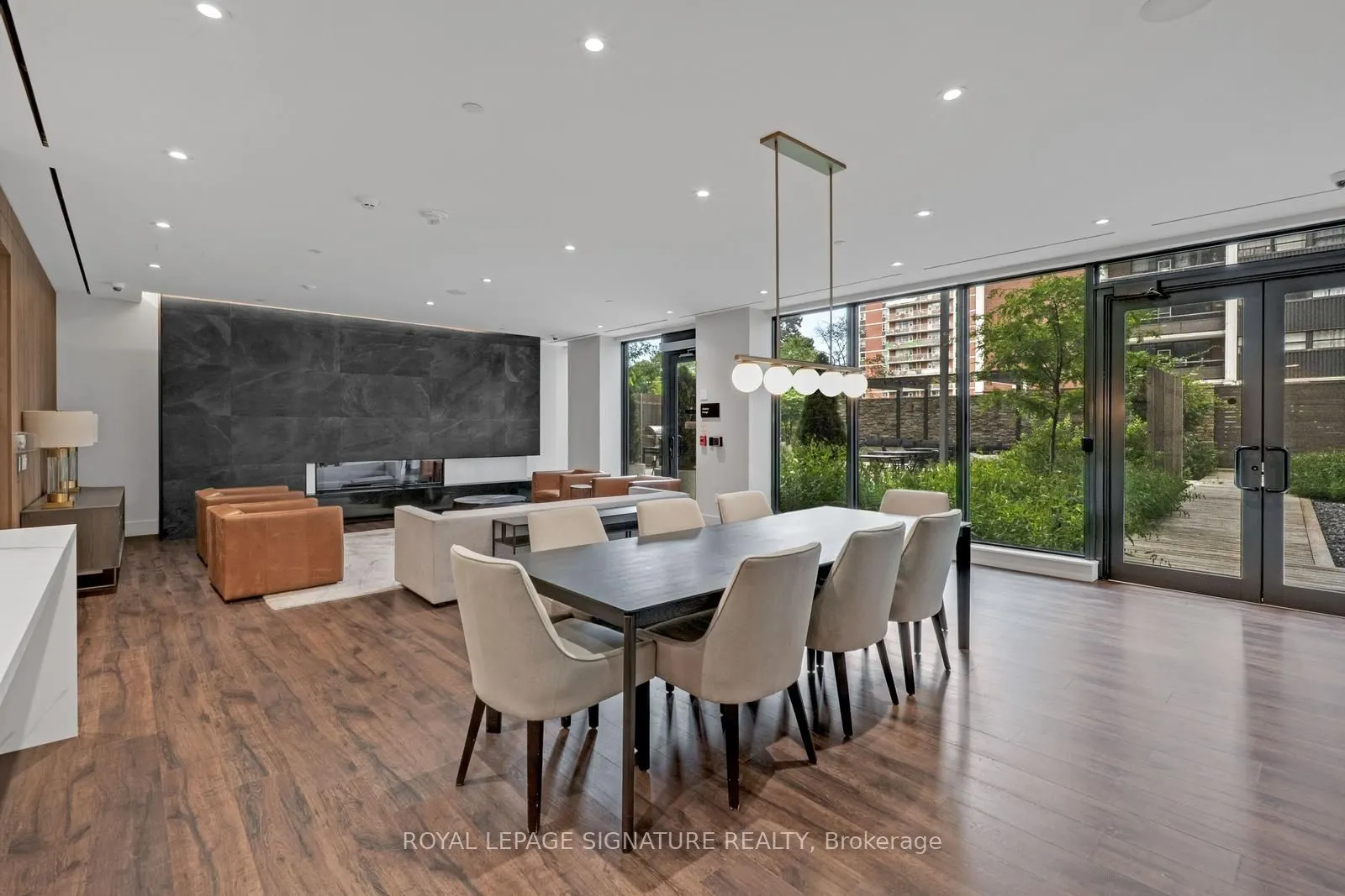 21 Park Street E #1103