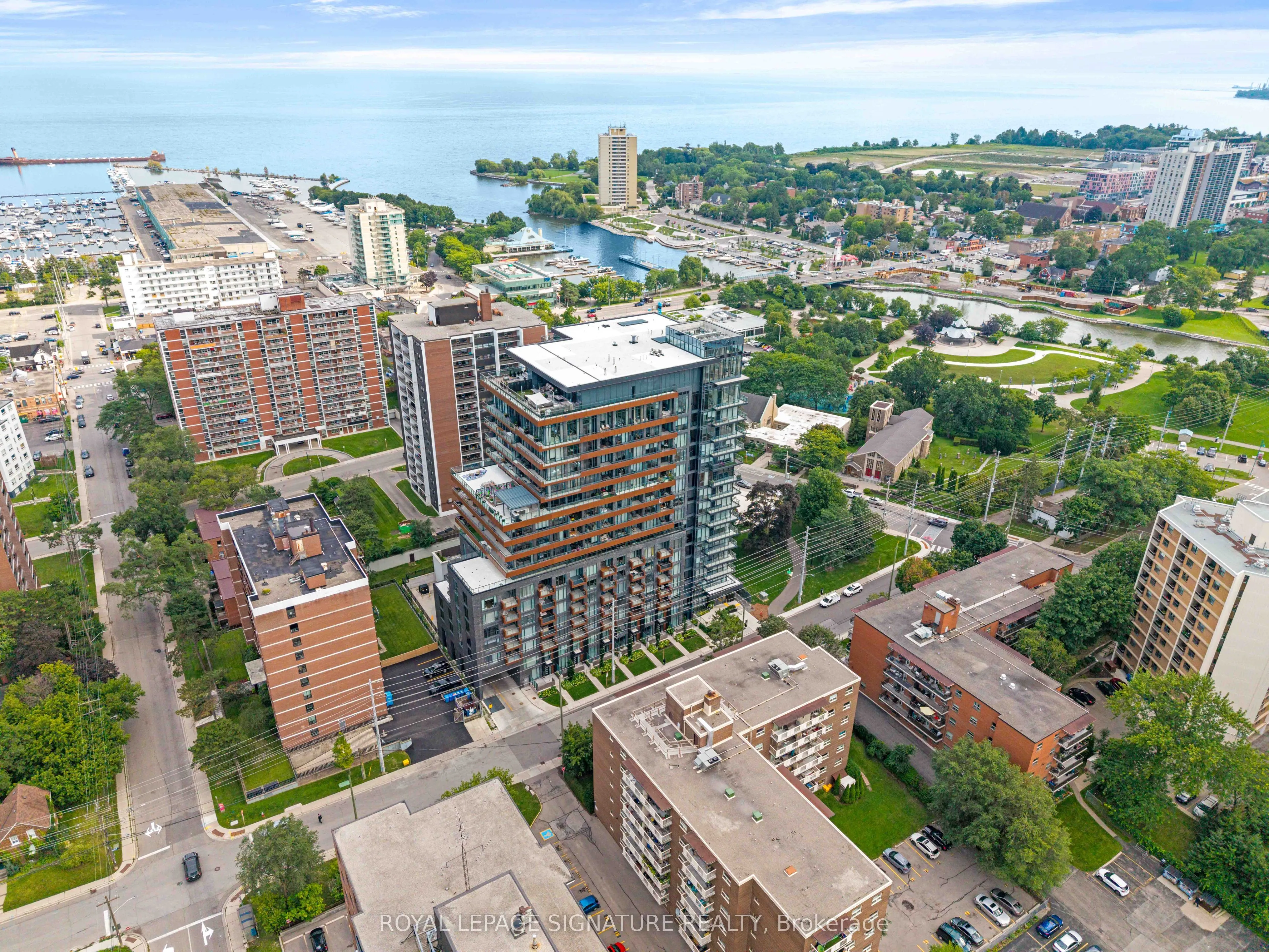 21 Park Street E #1103