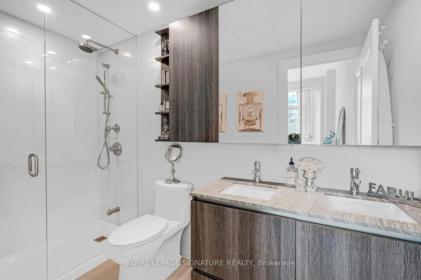 21 Park Street E #1103