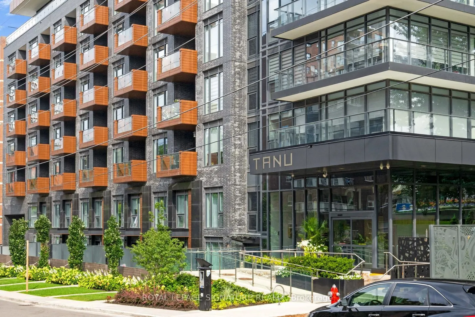 21 Park Street E #1103